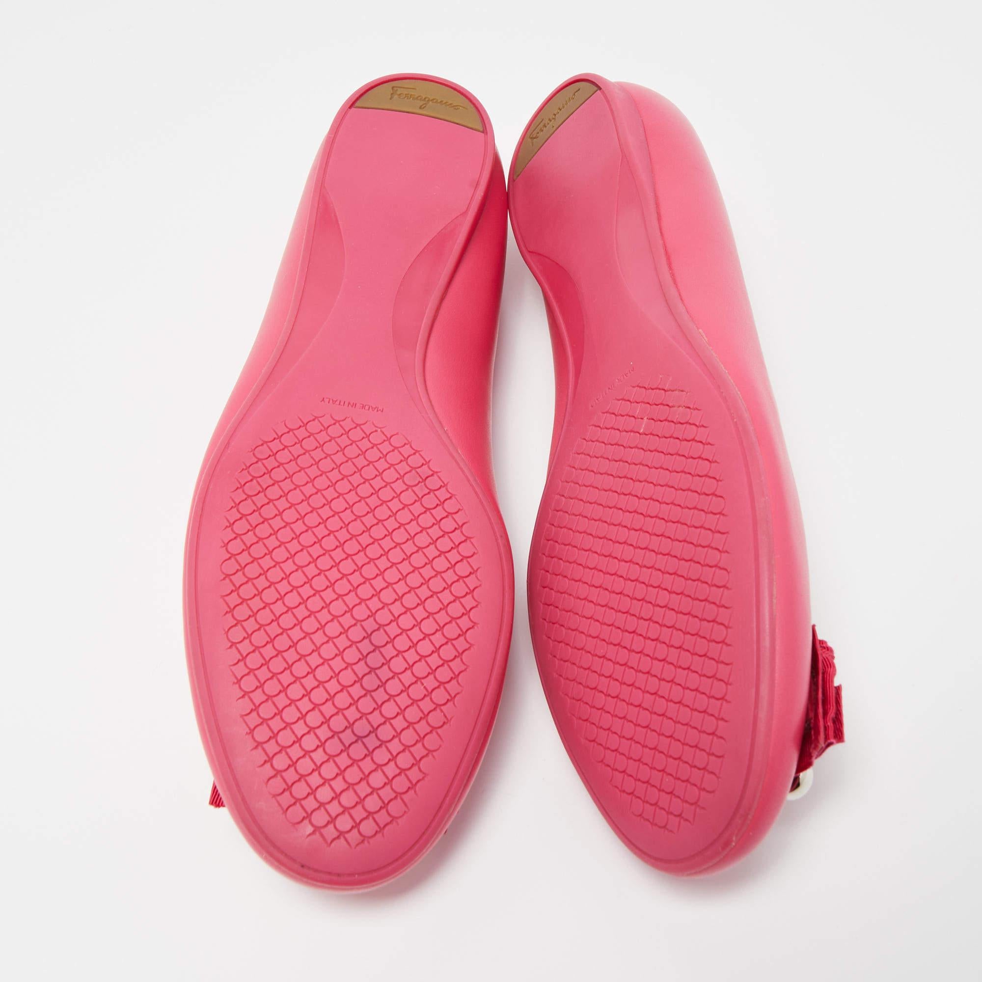 Salvatore Ferragamo Pink Leather Ballet Flats Size 41 For Sale 2