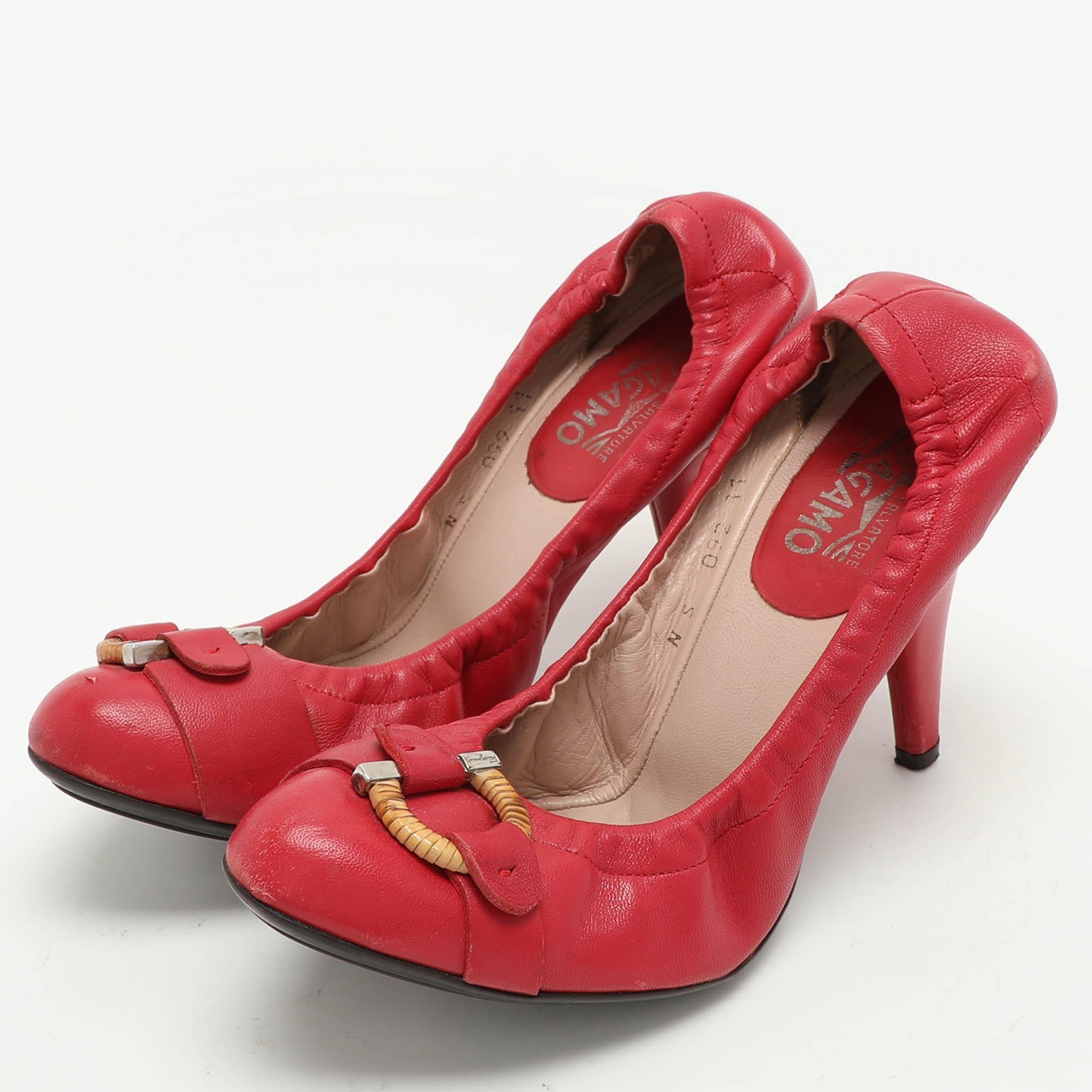 Make a chic style statement with these designer pumps. They showcase sturdy heels and durable soles  perfect for your fashionable outings