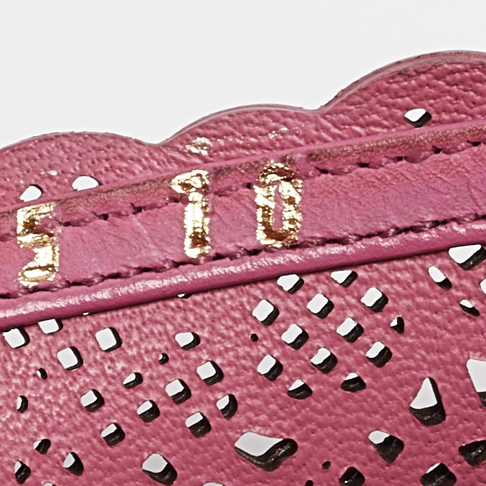 Salvatore Ferragamo Rosa Leder Lasercut vara Ballettschuhe mit Lasercut Größe 40,5 im Angebot 3