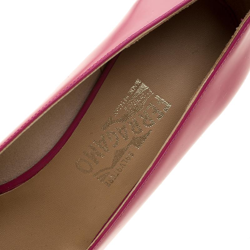 Salvatore Ferragamo Pink Patent Leather Vara Bow Block Heel Pumps Size 40.5 5