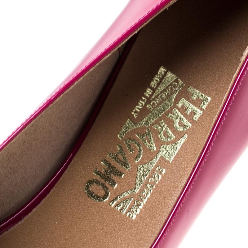 Salvatore Ferragamo Pink Patent Leather Vara Bow Pumps Size 41 2