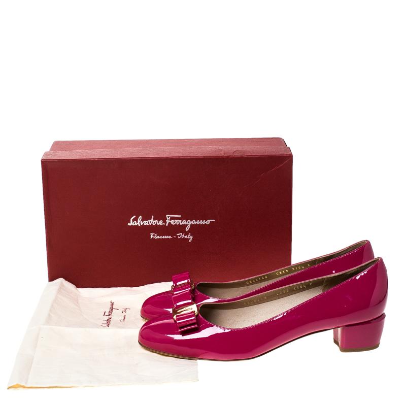 Salvatore Ferragamo Pink Patent Leather Vara Bow Pumps Size 41 4
