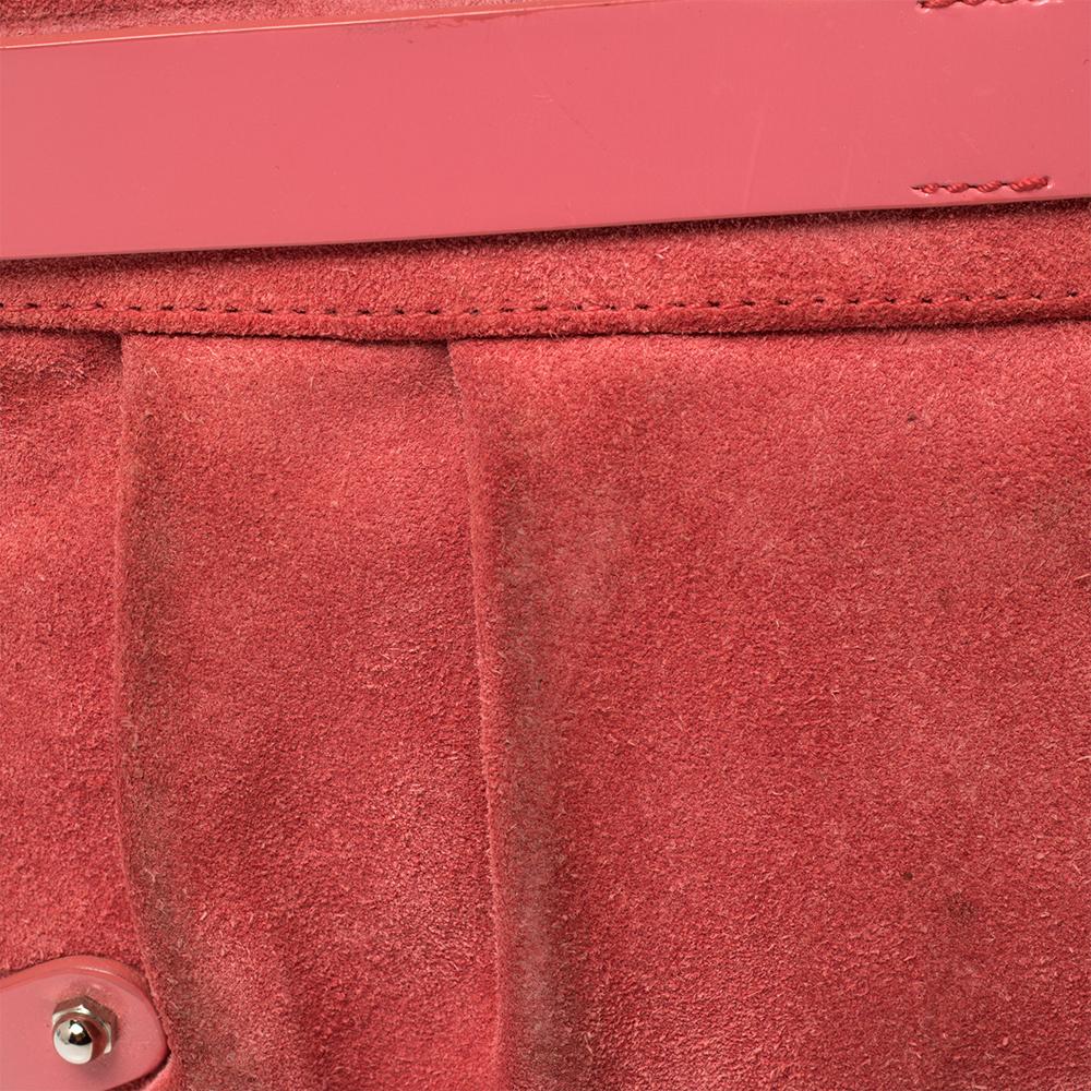 Salvatore Ferragamo Pink Suede And Leather Shoulder Bag In Good Condition In Dubai, Al Qouz 2
