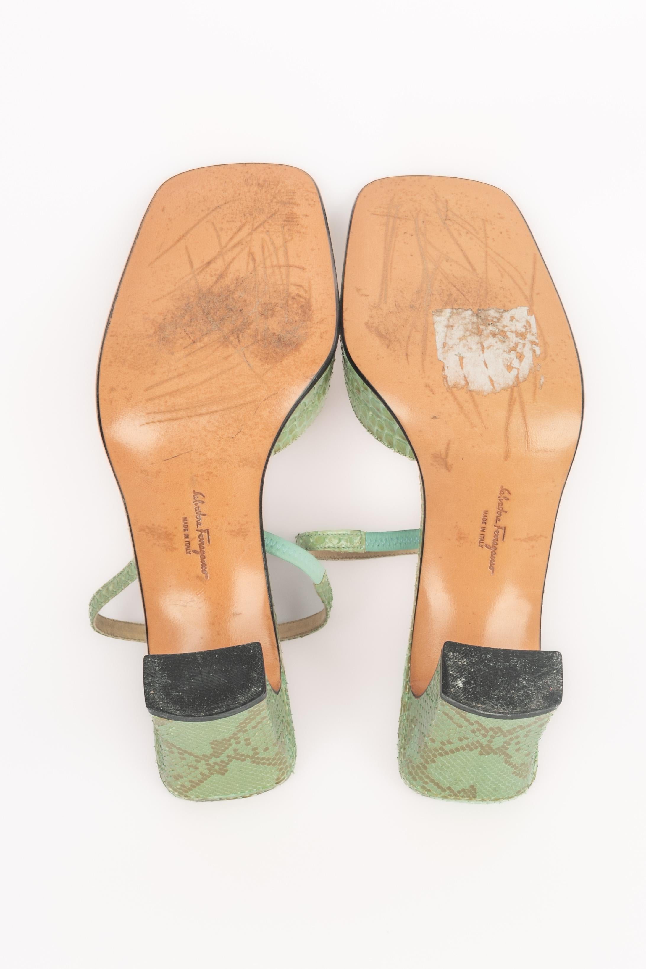 Salvatore Ferragamo Pumps im Angebot 5