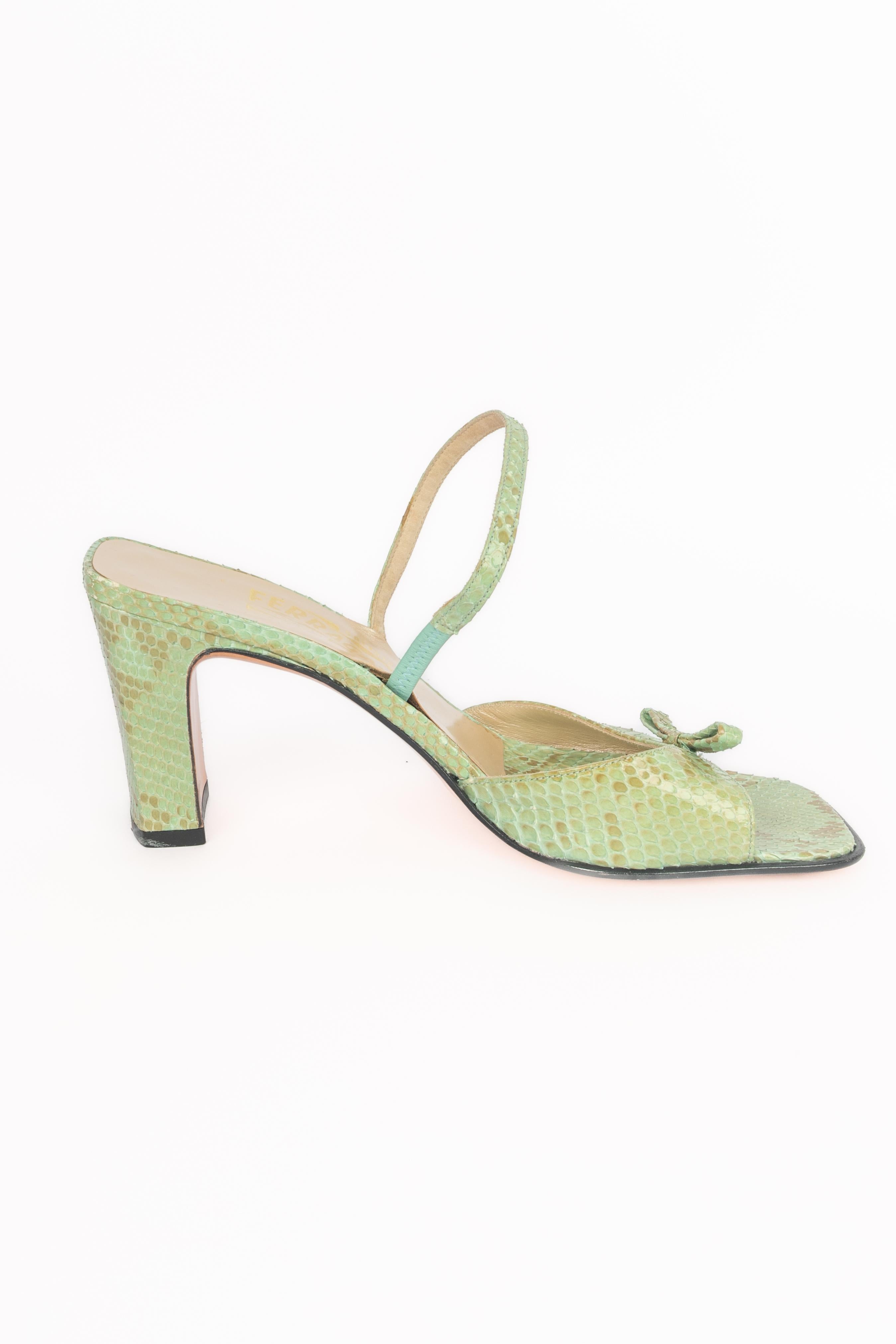 Salvatore Ferragamo Pumps im Angebot 2