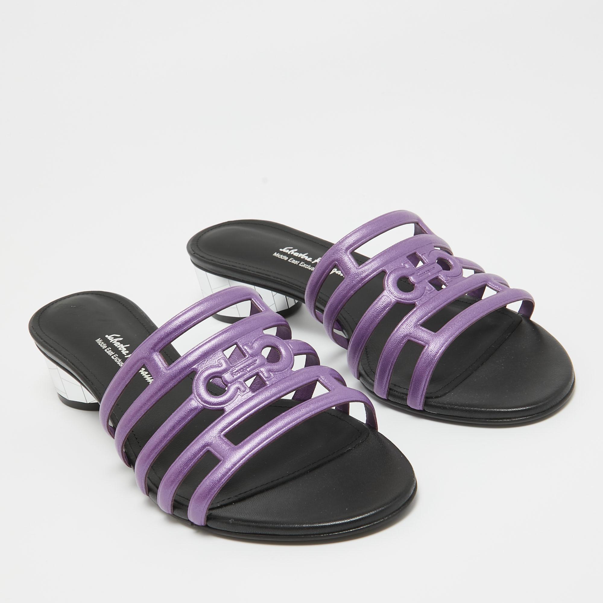 Salvatore Ferragamo Purple/Black Leather Finn Slide Sandals Size 38.5 For Sale 2