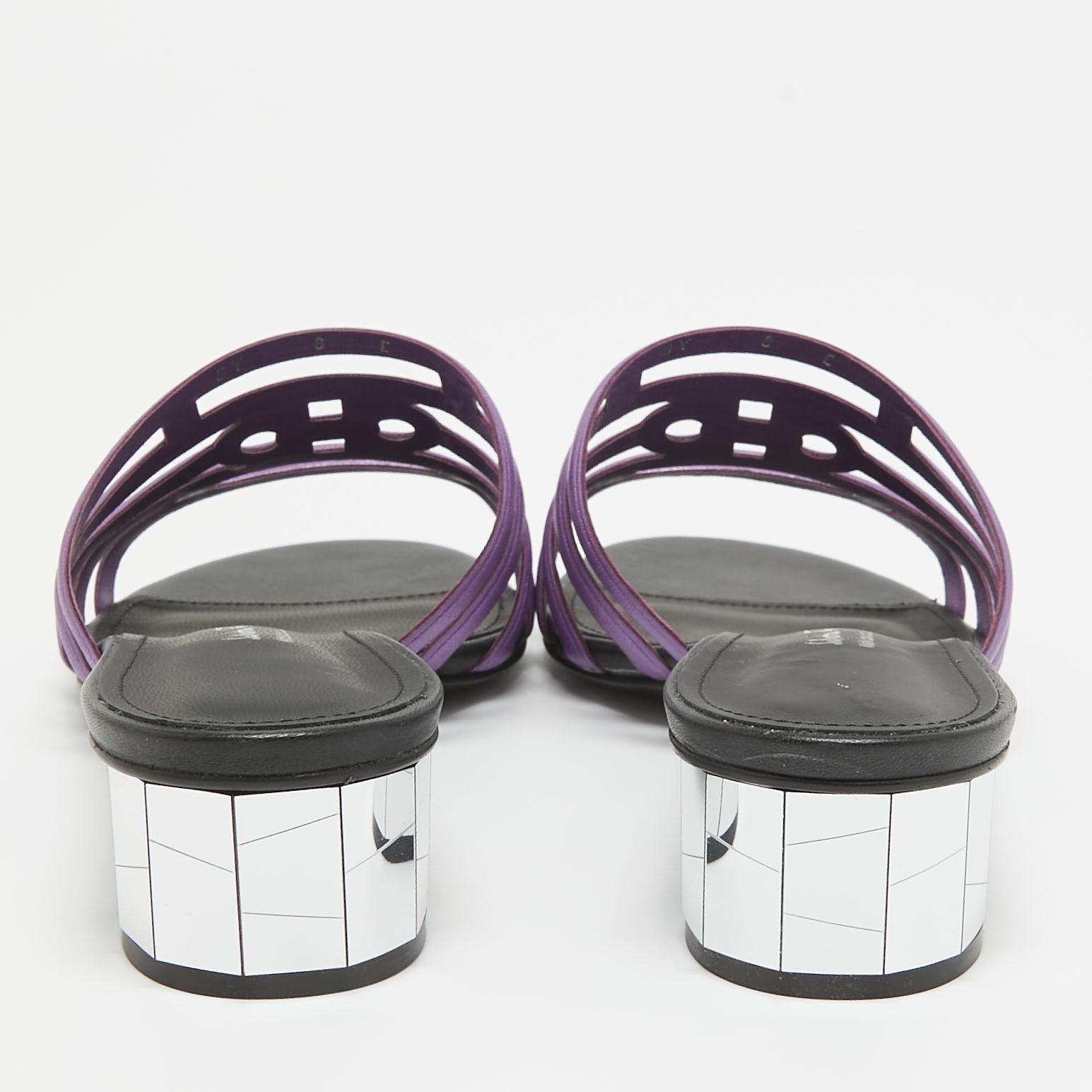 Salvatore Ferragamo Purple/Black Leather Finn Slide Sandals Size 38.5 For Sale 3