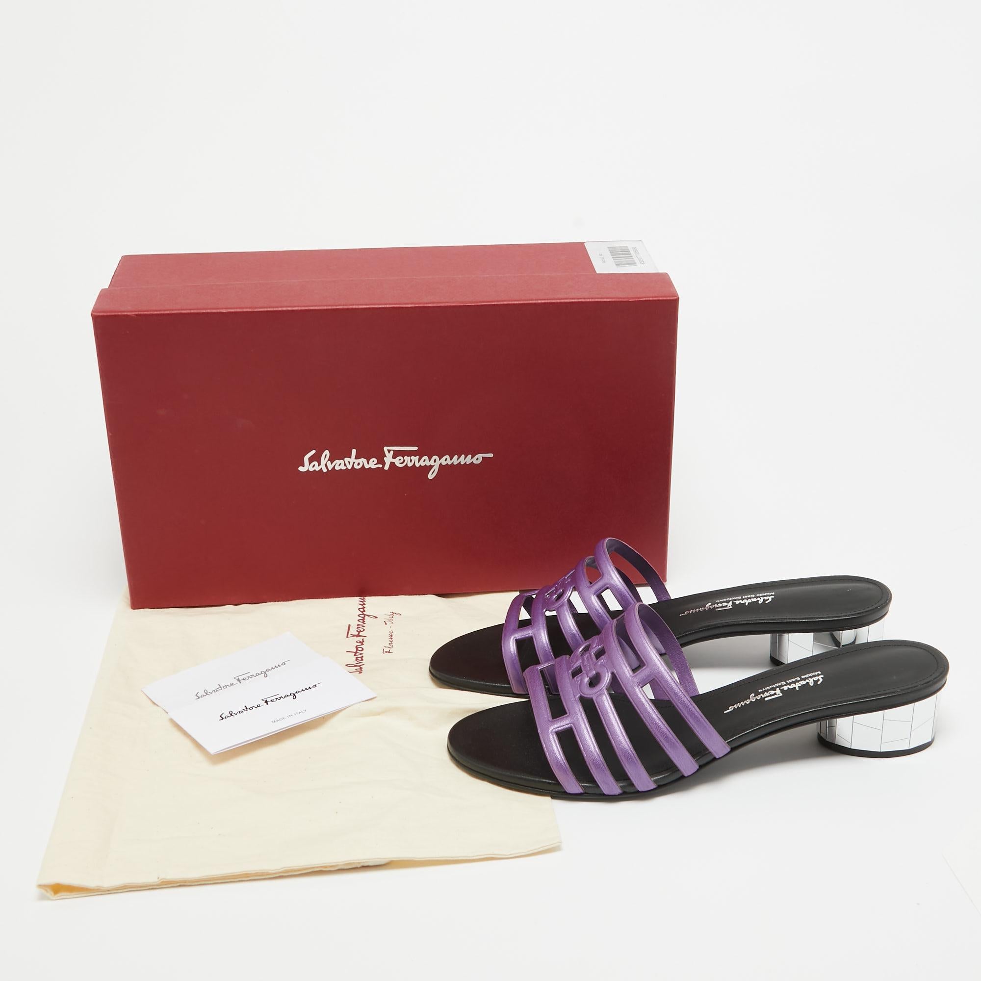 Salvatore Ferragamo Purple/Black Leather Finn Slide Sandals Size 38.5 For Sale 4
