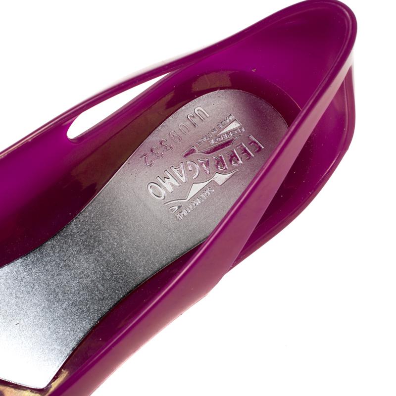 ferragamo bermuda flats