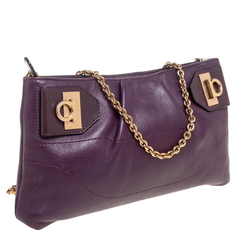 Salvatore Ferragamo Purple Leather Gancini Shoulder Bag In Good Condition In Dubai, Al Qouz 2