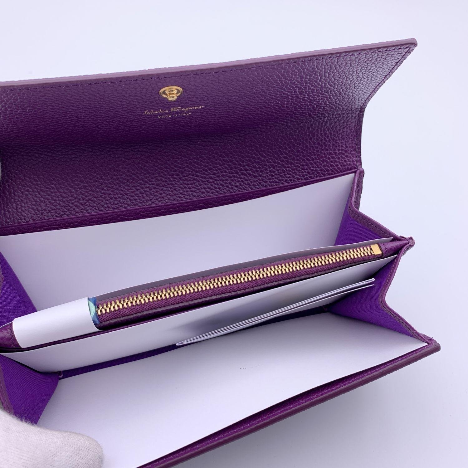 Women's Salvatore Ferragamo Purple Leather Gancino Continental Wallet Purse