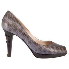 Salvatore Ferragamo Purple Snakeskin Animal Print Peep Toe Heels Size US 7.5