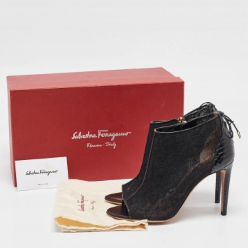 Salvatore Ferragamo Python Leather & Lace Nufus Open Toe Ankle Booties Size 36.5 For Sale 4