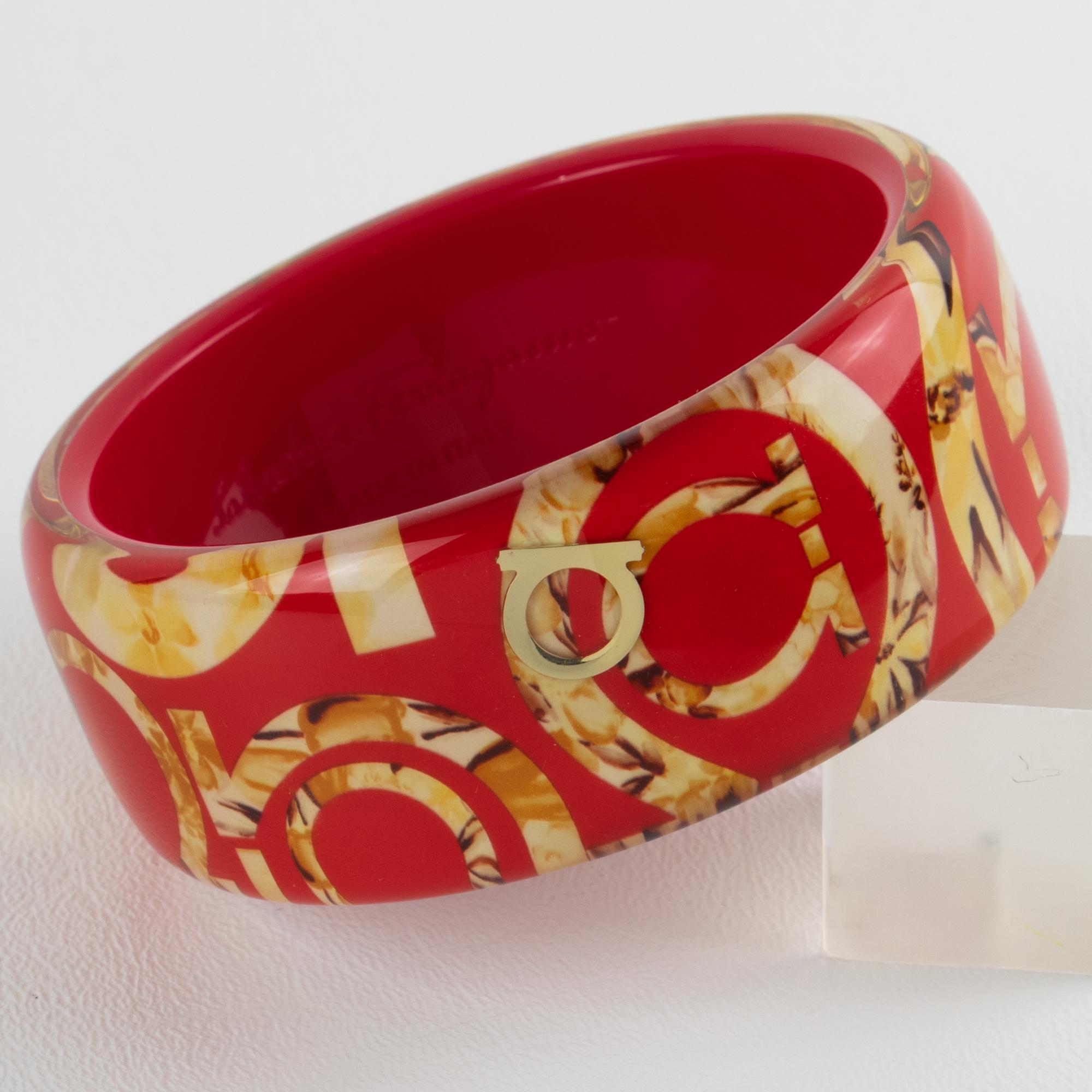 Salvatore Ferragamo Red Acrylic Lucite Bracelet Bangle with Faux-Wood Texture For Sale 5