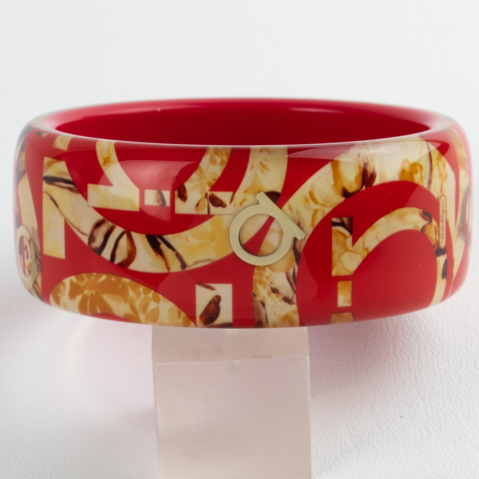 Salvatore Ferragamo Red Acrylic Lucite Bracelet Bangle with Faux-Wood Texture For Sale 2