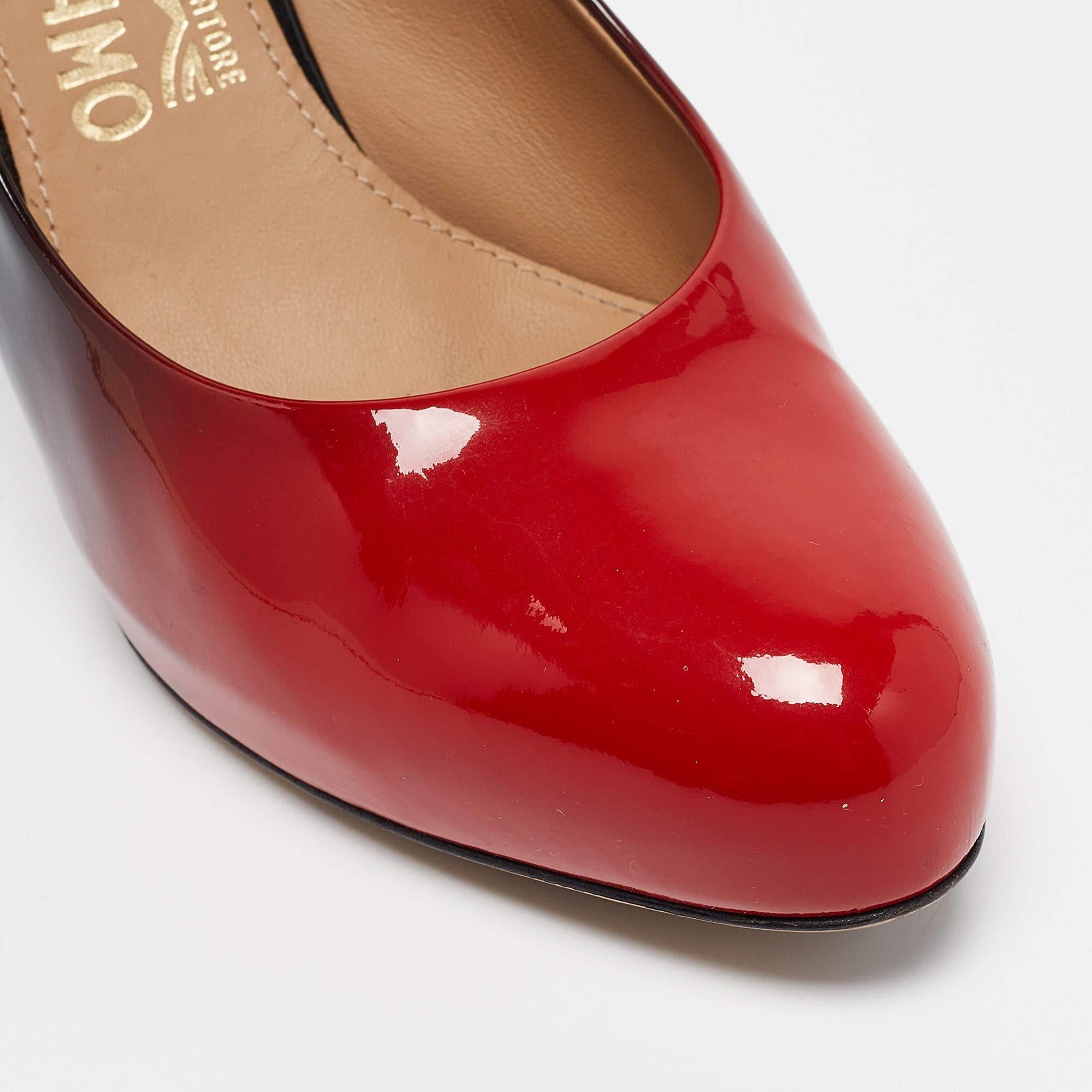 Salvatore Ferragamo Red/Black Ombre Patent Leather Platform Pumps Size 38 For Sale 3