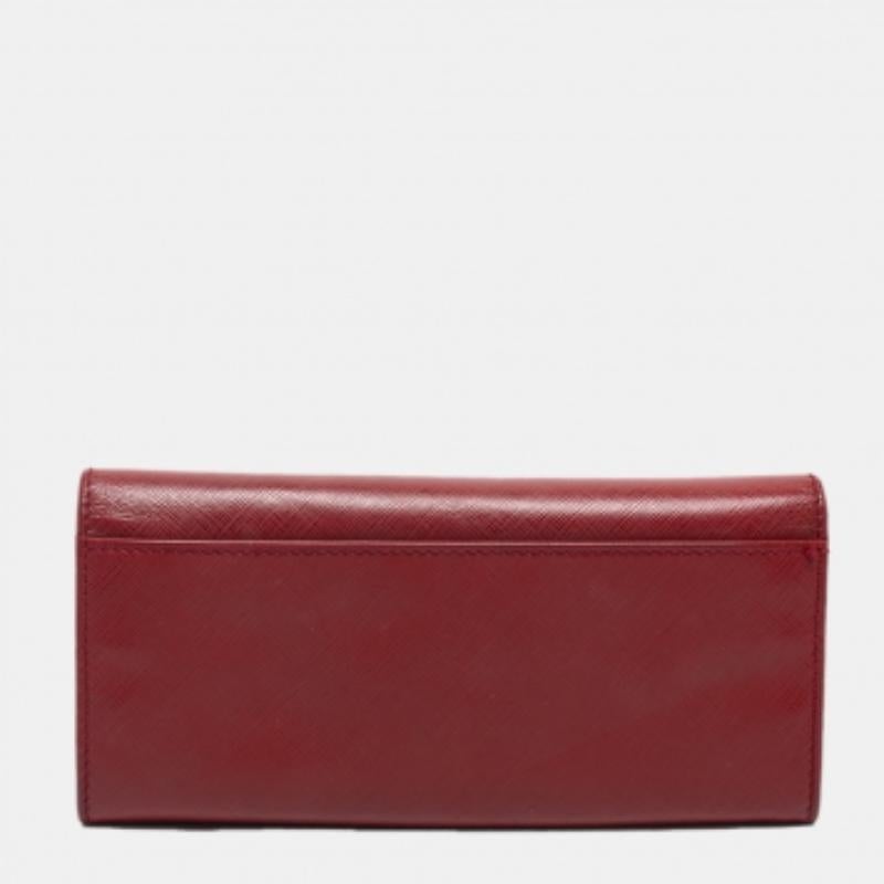 Portafoglio continentale doppio Gancio in pelle rossa di Salvatore Ferragamo in vendita 5