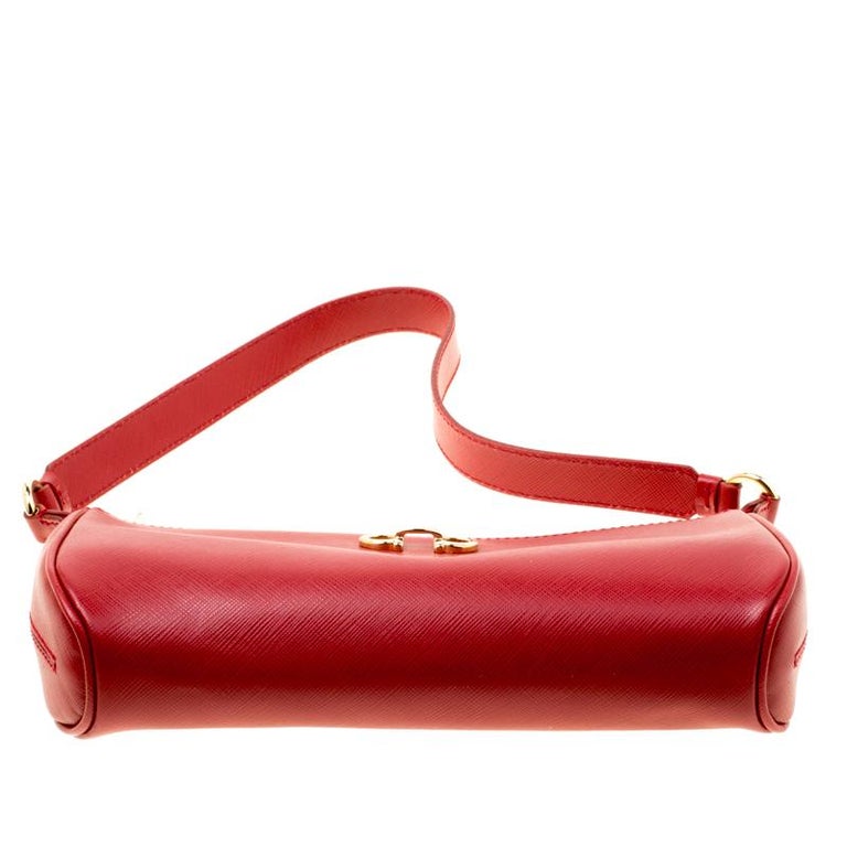 Salvatore Ferragamo Red Leather Lisetta Shoulder Bag For Sale at 1stDibs