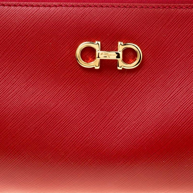 Salvatore Ferragamo Red Leather Lisetta Shoulder Bag For Sale at 1stDibs