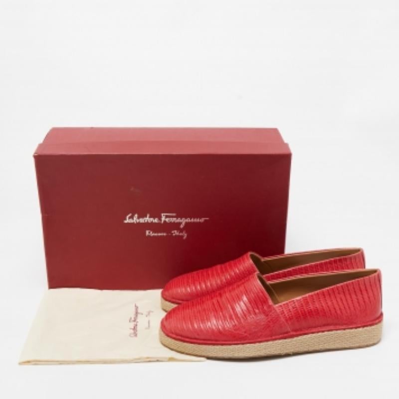 Salvatore Ferragamo Roter Eidechsenleder-Slip auf Espadrille Größe 42 im Angebot 5
