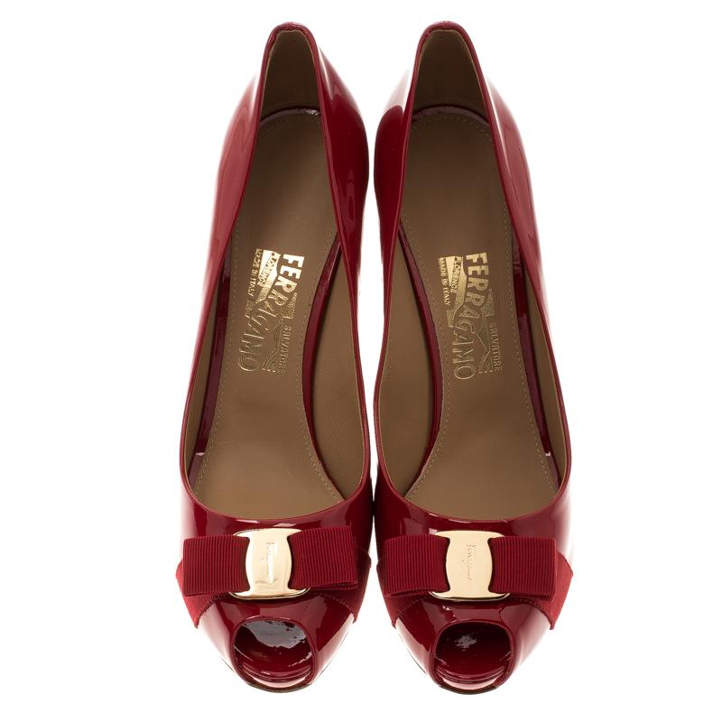 salvatore ferragamo red heels