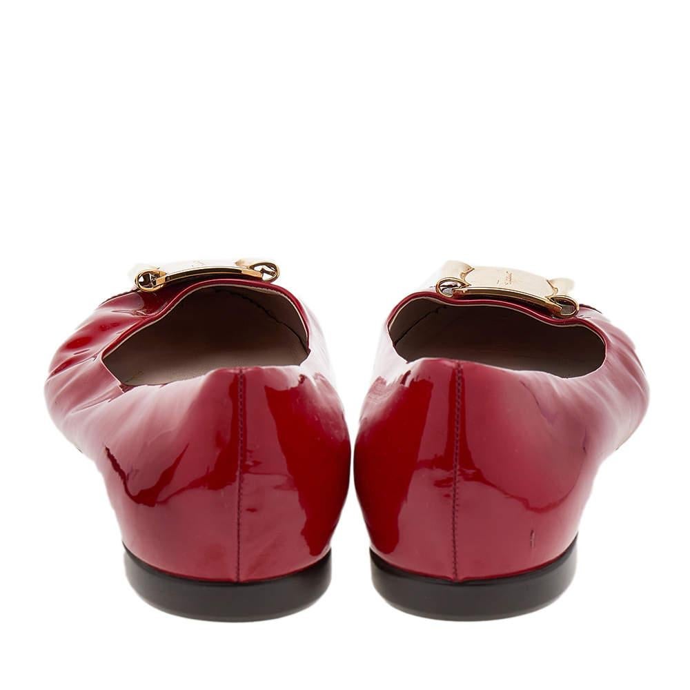 Brown Salvatore Ferragamo Red Patent Leather Sun Ballet Flats Size 40 For Sale