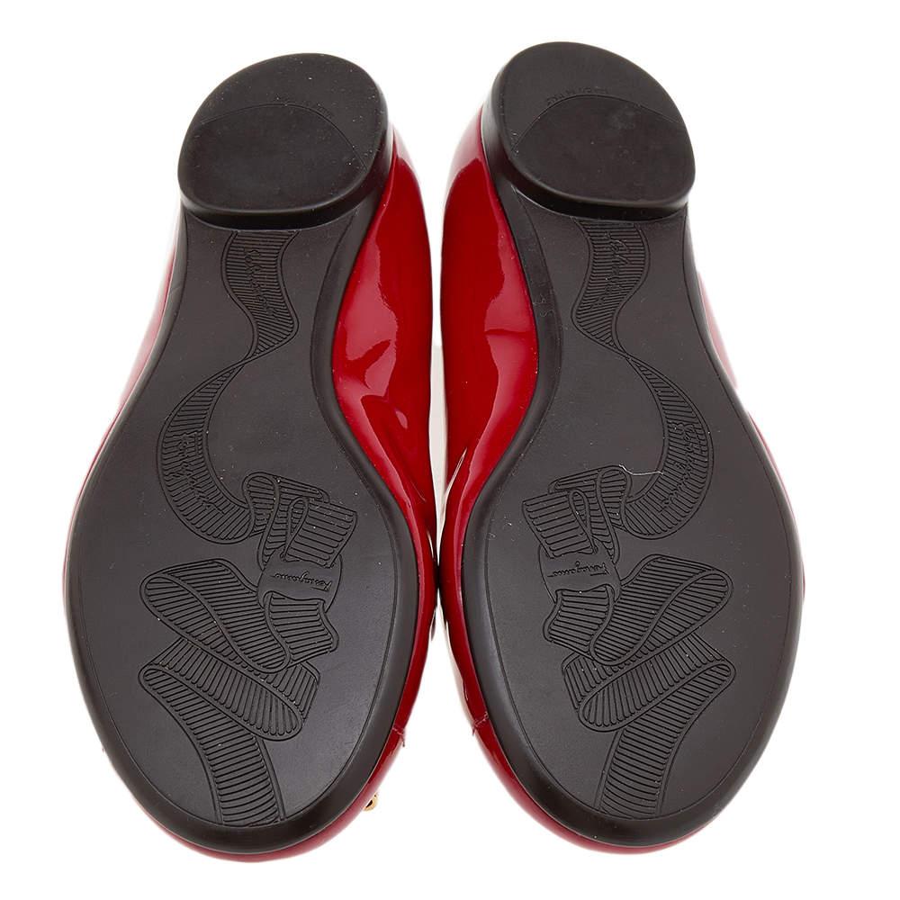 Salvatore Ferragamo Red Patent Leather Sun Ballet Flats Size 40 For Sale 2