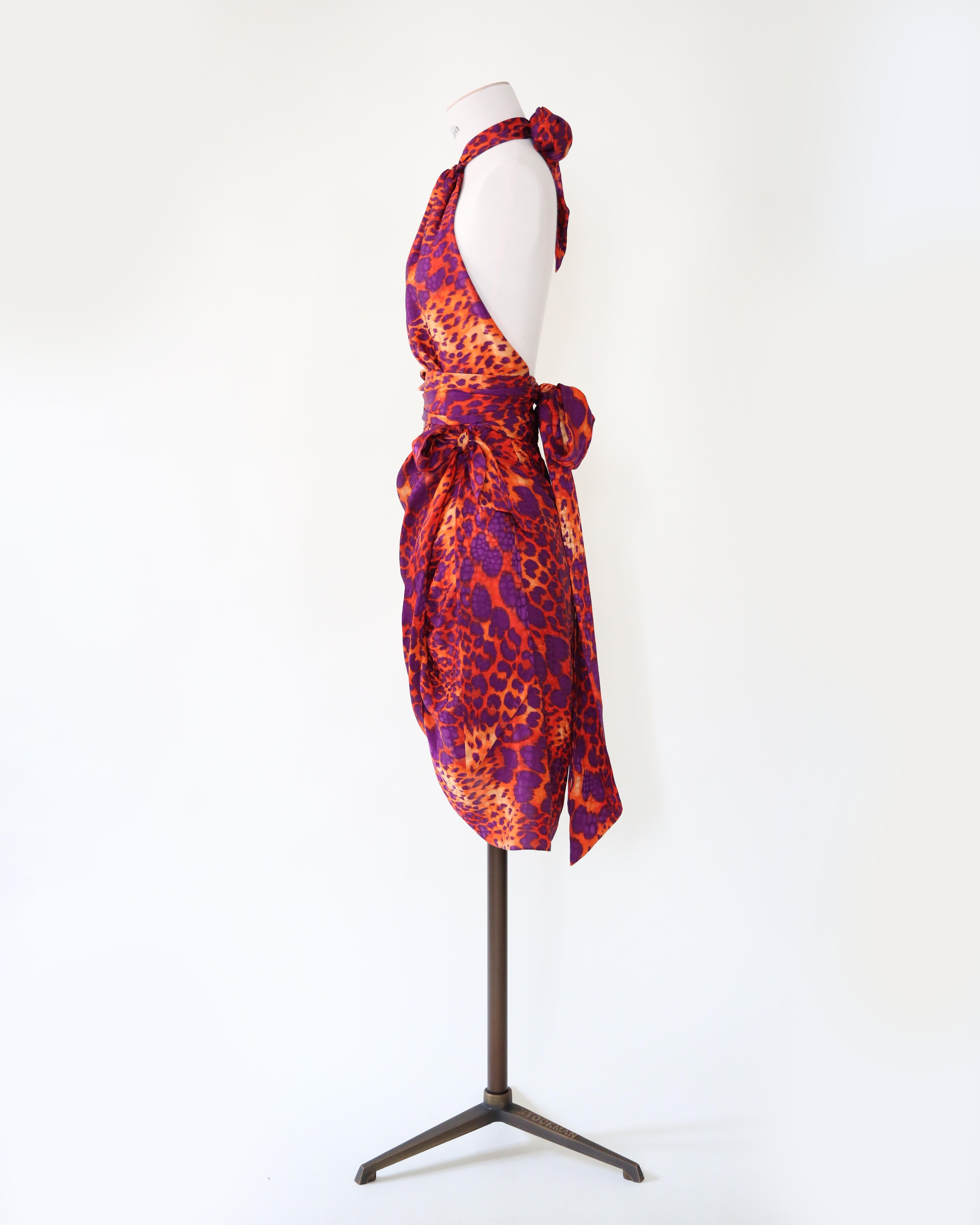 Robe de campagne mini dos nu en soie léopard Salvatore Ferragamo S/S 12 en vente 7