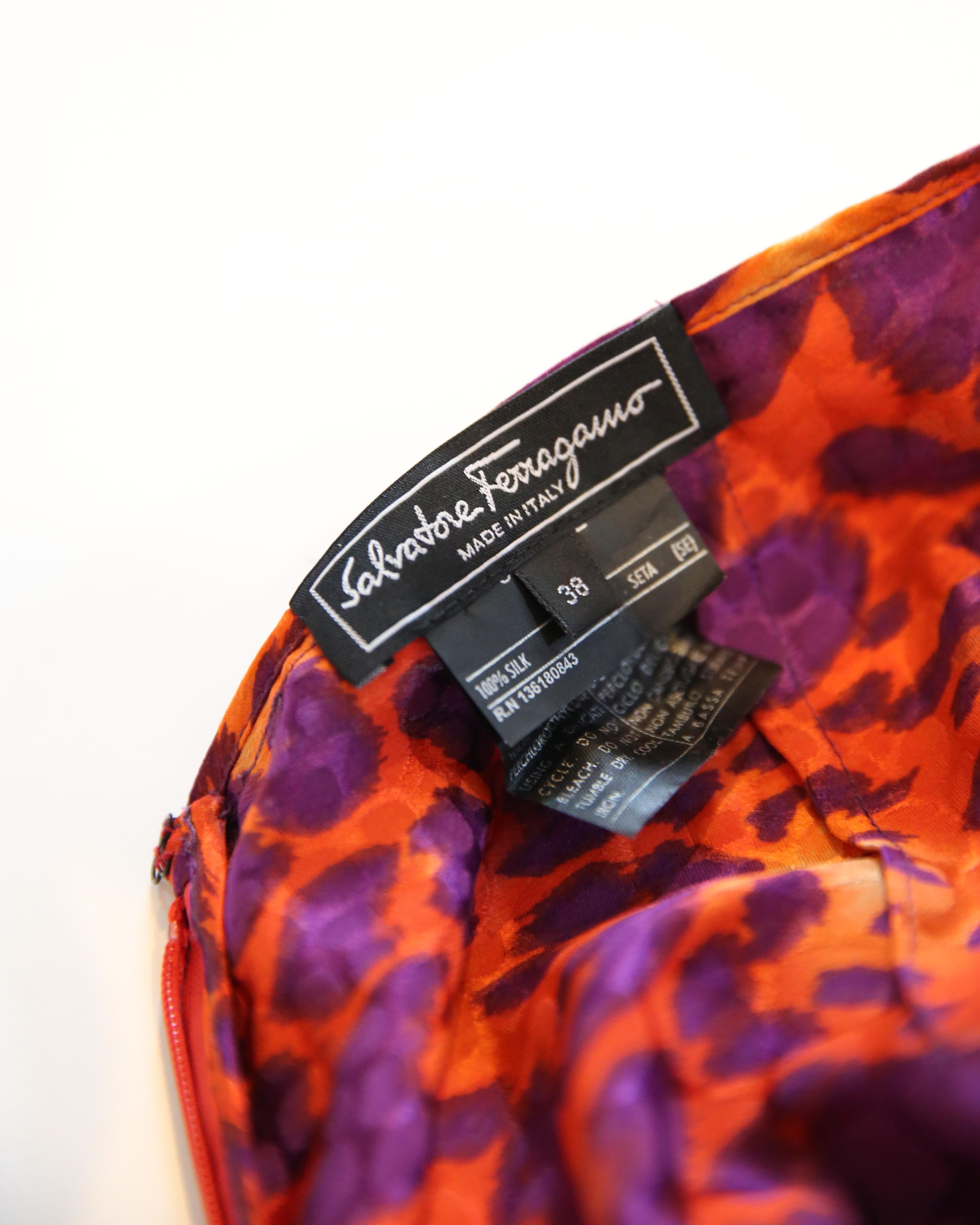Robe de campagne mini dos nu en soie léopard Salvatore Ferragamo S/S 12 en vente 12