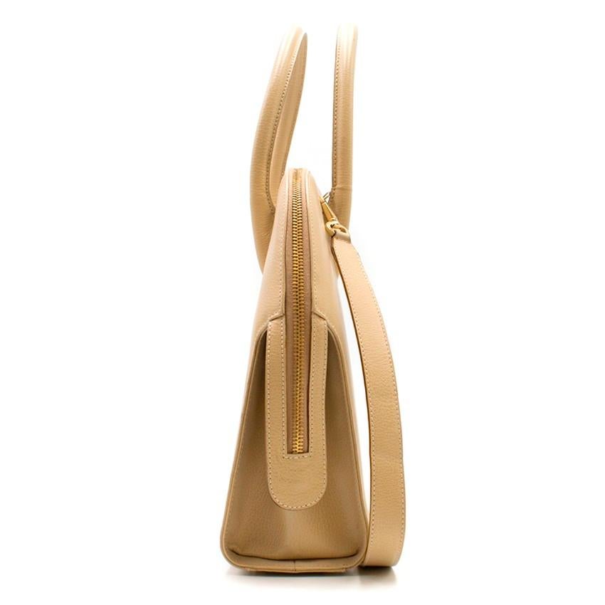 Salvatore Ferragamo Sand Leather Shoulder Bag In Good Condition For Sale In London, GB