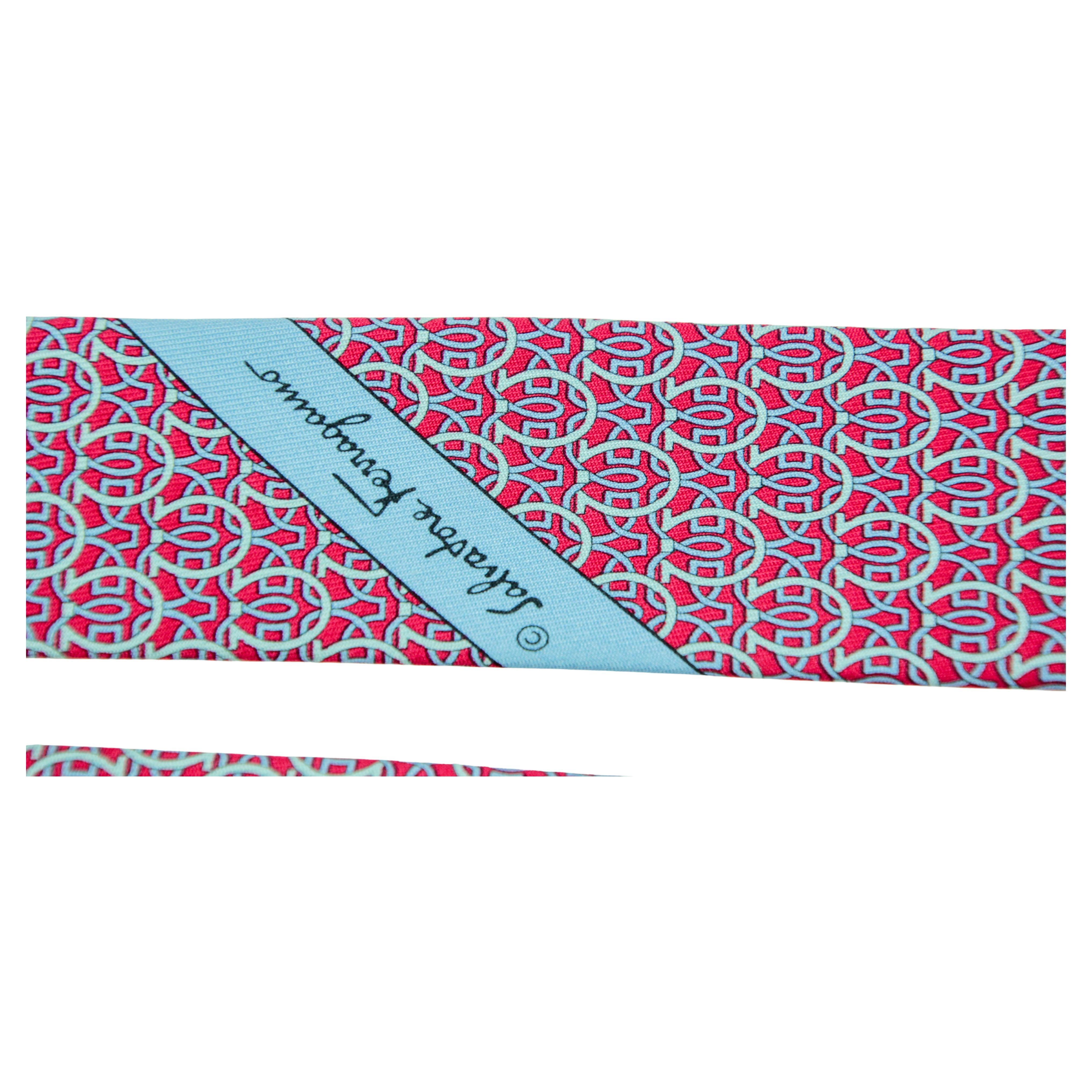 Gray SALVATORE FERRAGAMO Silk Neck Tie Gancini Details Pink and Blue For Sale