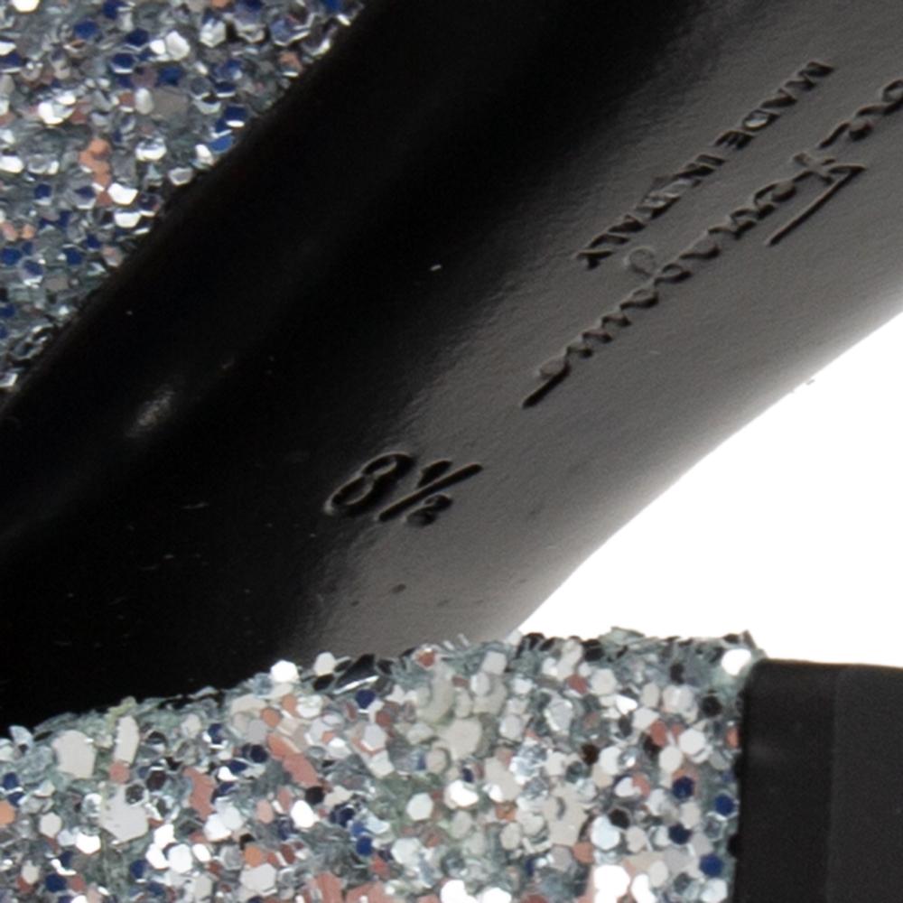 Salvatore Ferragamo Silver Glitter F-Heel Slide Sandals Size 39 In New Condition In Dubai, Al Qouz 2