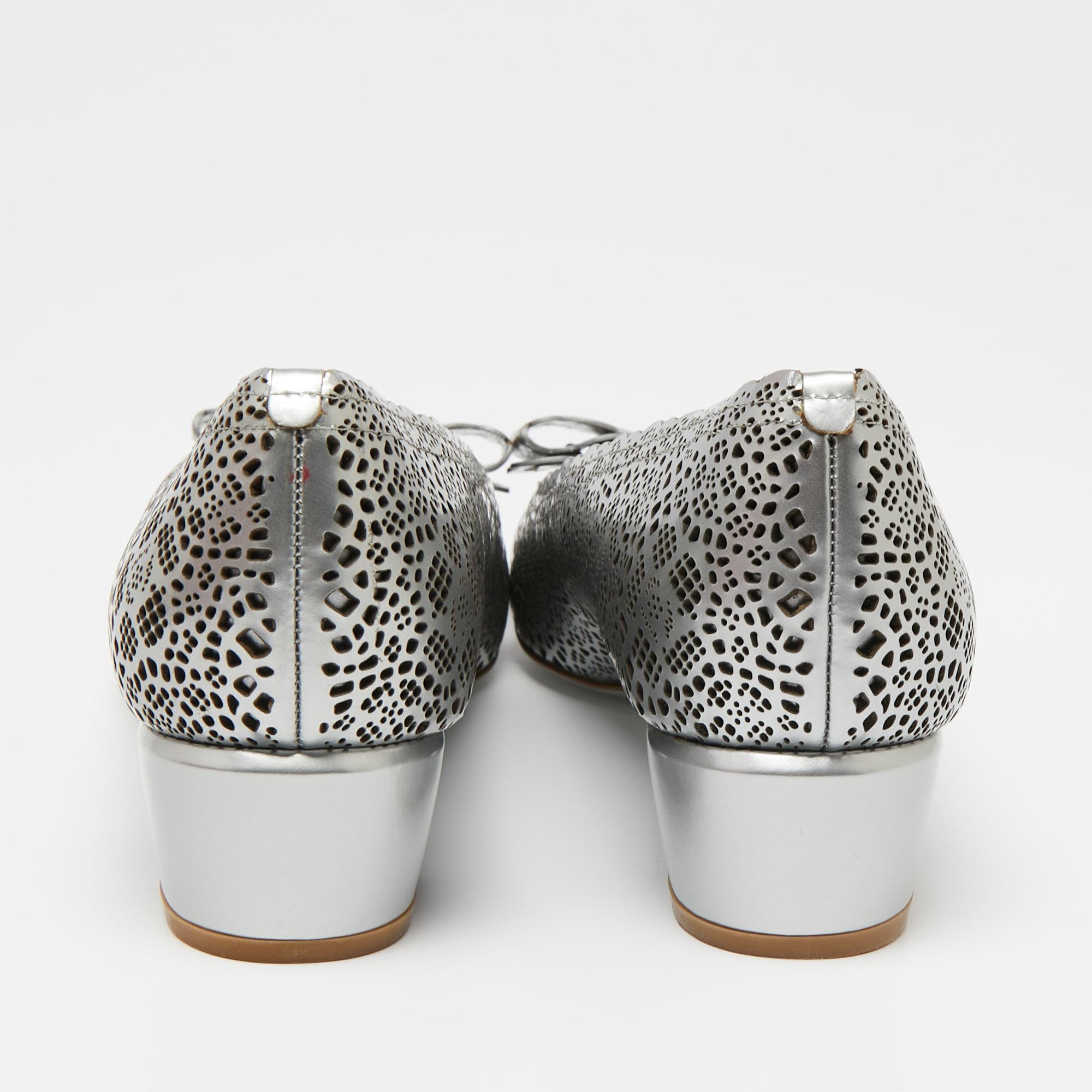 ferragamo silver shoes