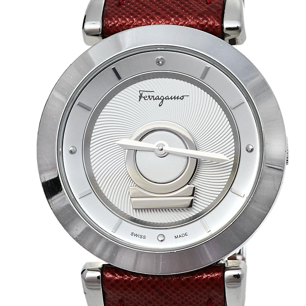 Salvatore Ferragamo Silver Leather FQ4020013 Women's Wristwatch 37 mm In Good Condition In Dubai, Al Qouz 2