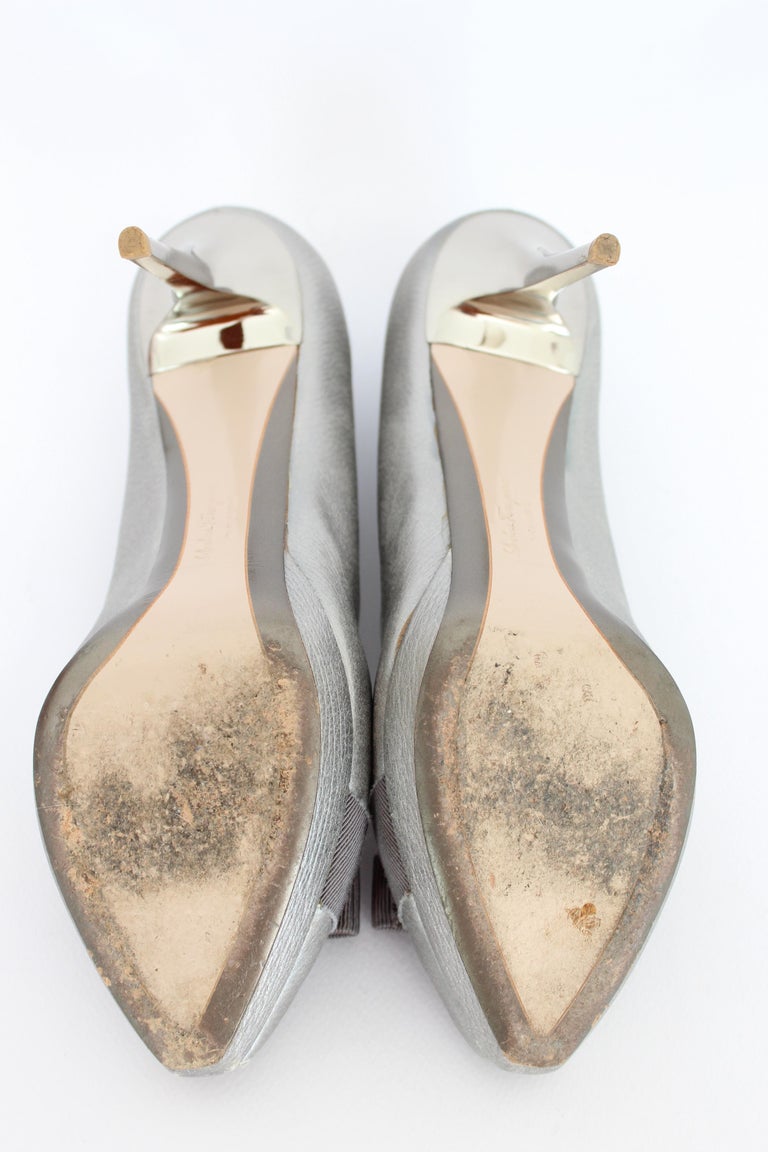 Salvatore Ferragamo Silver Leather Heel Shoes Grazia For Sale at 1stDibs