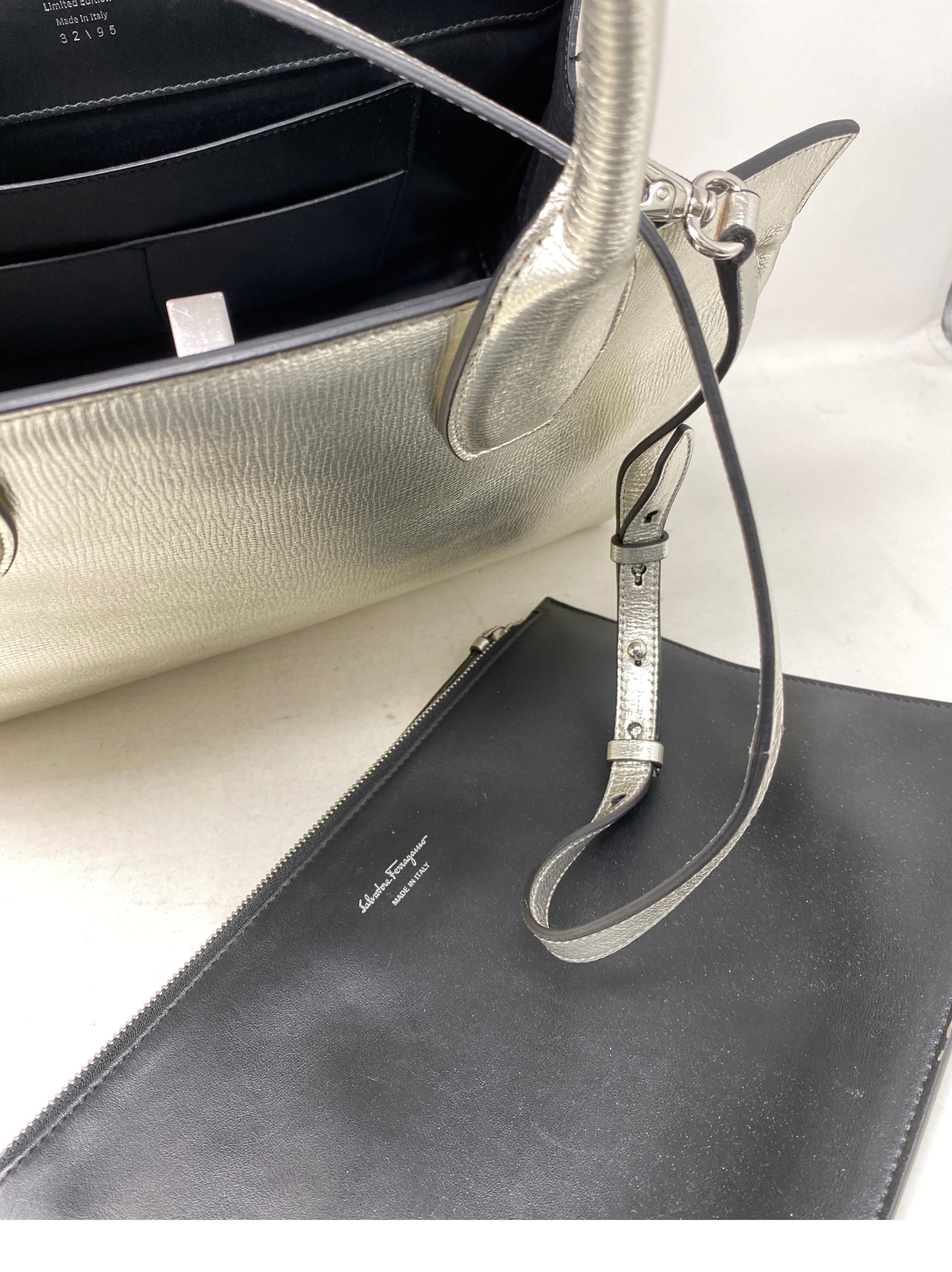 Salvatore Ferragamo Silver Tote Bag  In Good Condition In Athens, GA