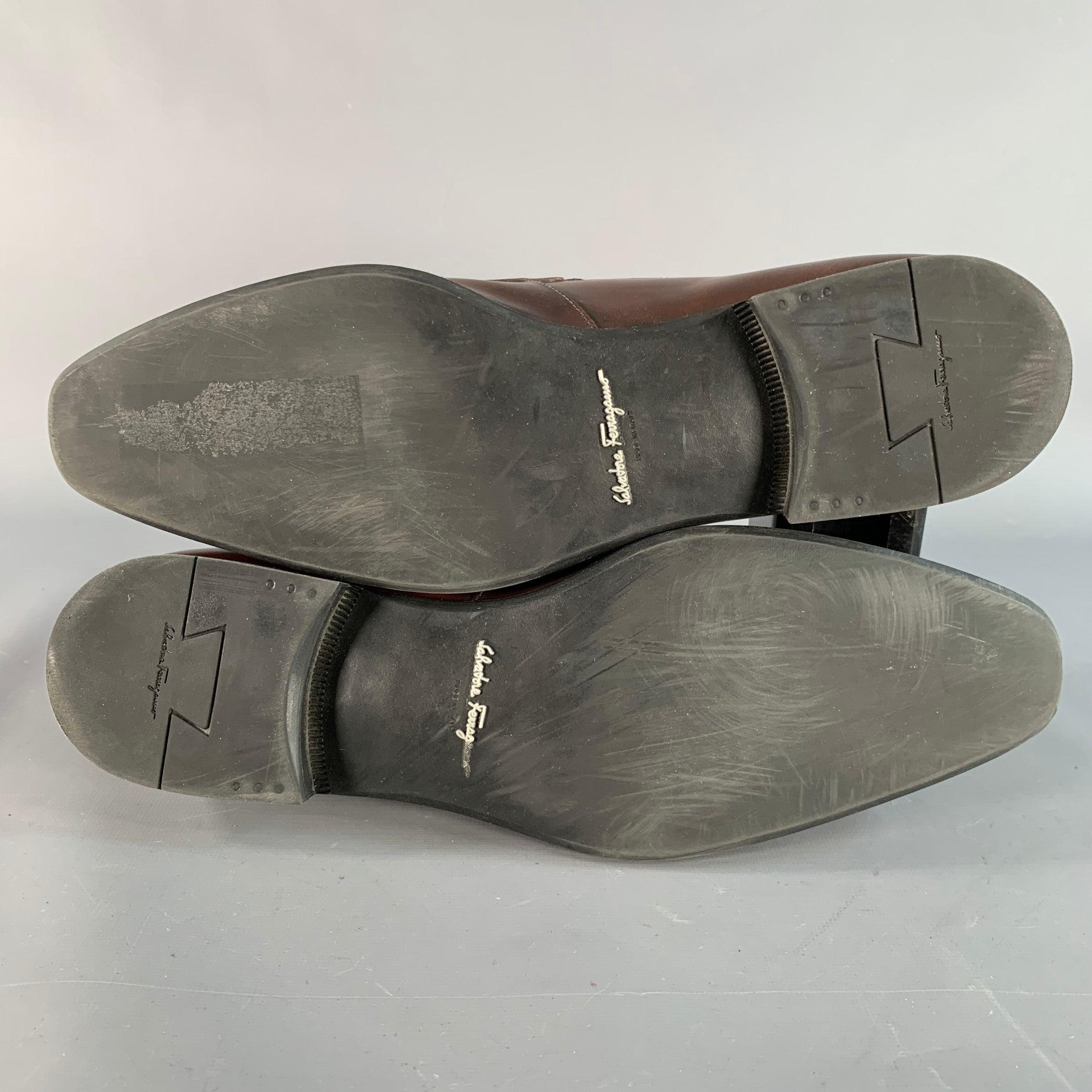 SALVATORE FERRAGAMO Größe 10.5 Riesige Braun Silber Leder Horsebit Loafers im Angebot 2