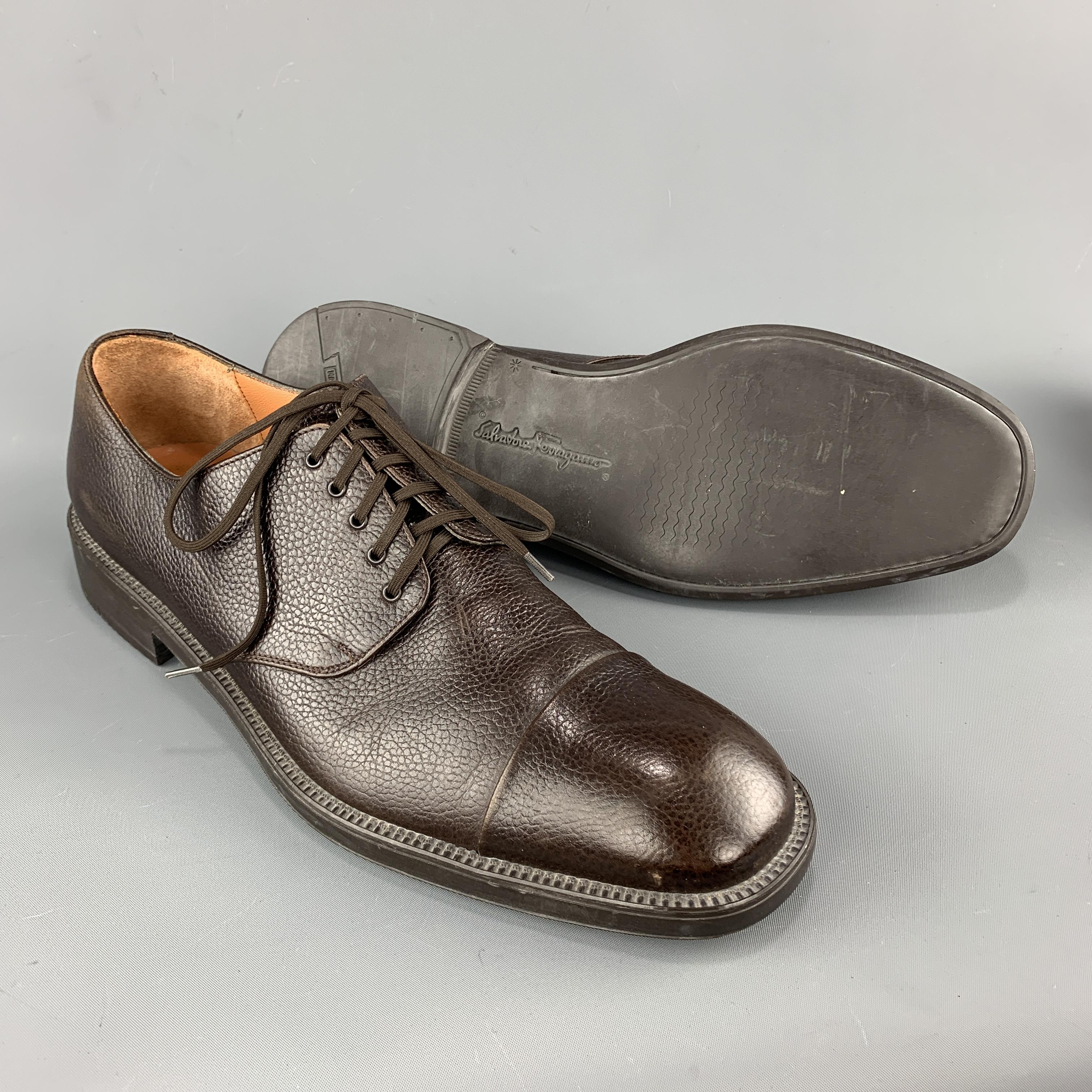 SALVATORE FERRAGAMO Size 11 Brown Textured Leather Cap Lace Up Dress Shoes In Excellent Condition In San Francisco, CA