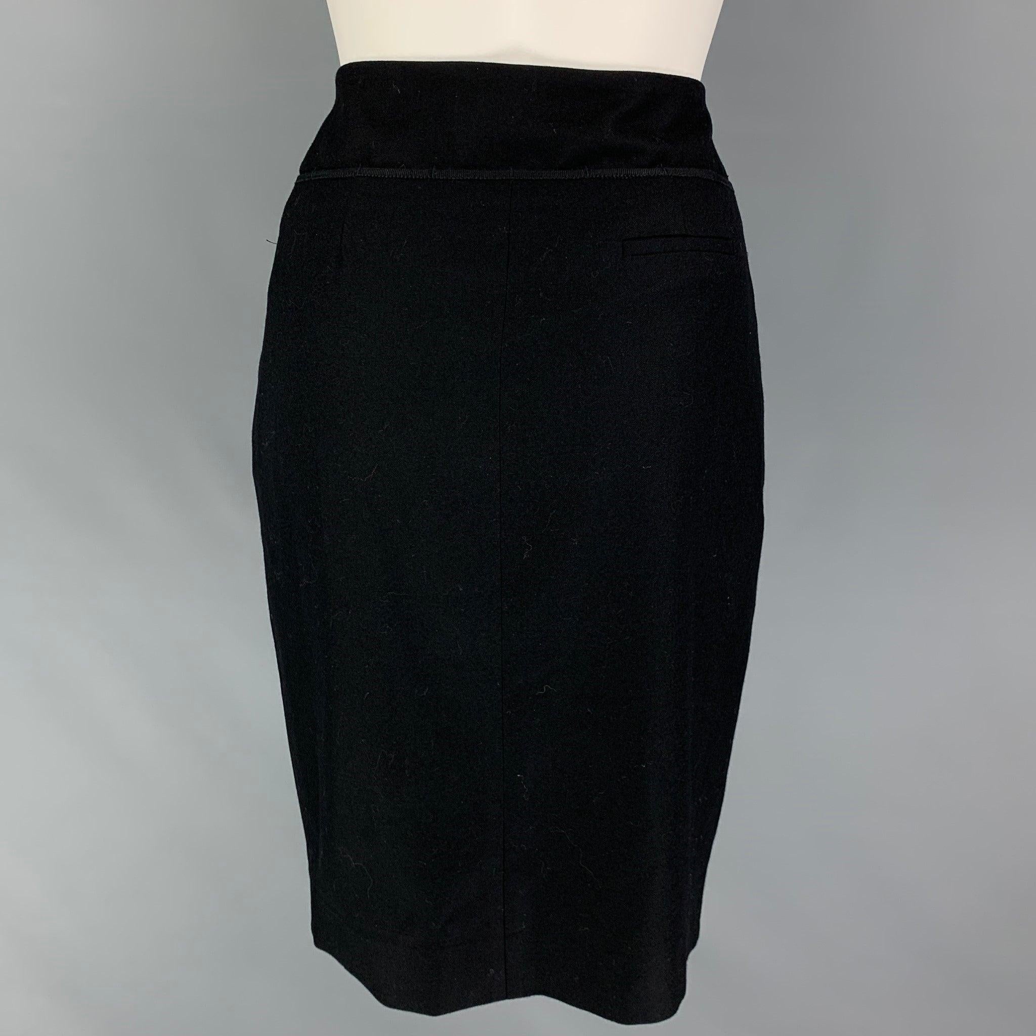 SALVATORE FERRAGAMO Size 2 Black Wool Pleated Skirt In Good Condition For Sale In San Francisco, CA