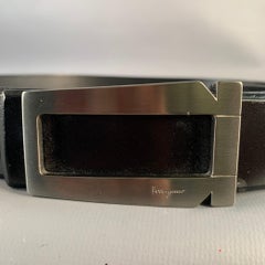 SALVATORE FERRAGAMO Talla 34 Cinturón de cuero negro plateado