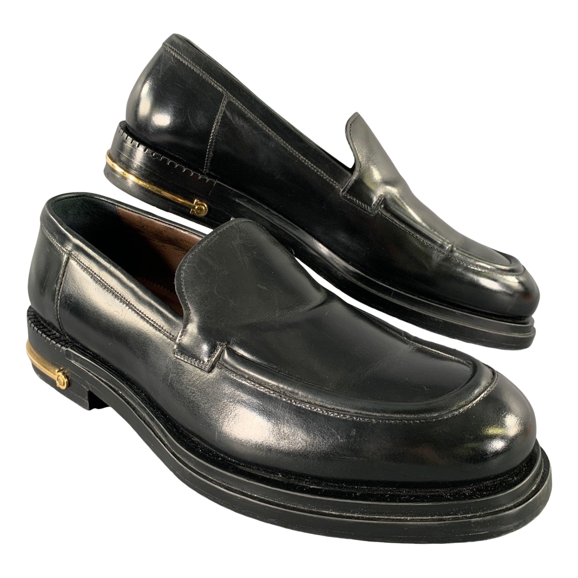 SALVATORE FERRAGAMO Taille 8 Mocassins Yacht en cuir noir en vente