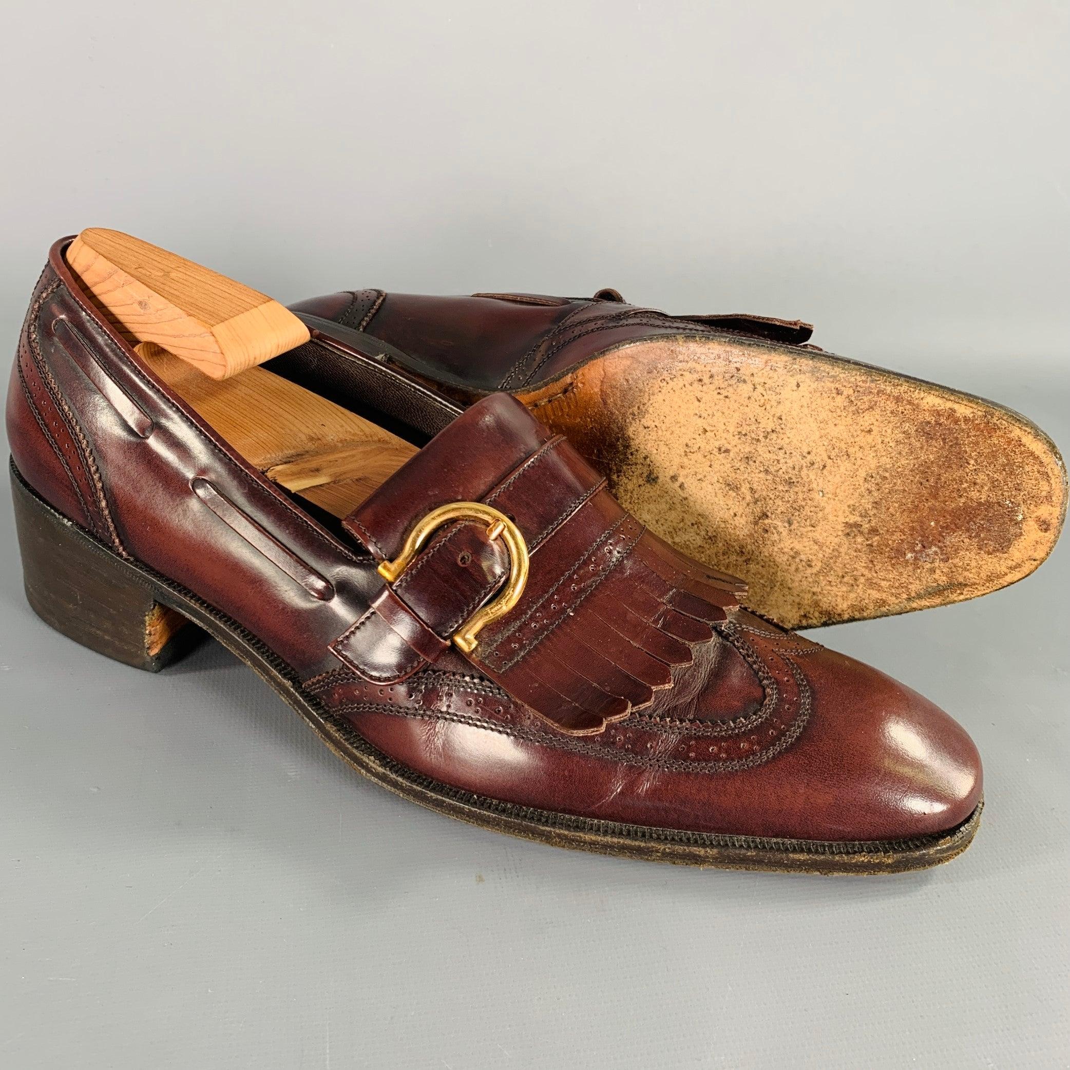 Men's SALVATORE FERRAGAMO Size 8 Burgundy Gold Perforated Leather Wingtip Loafers For Sale