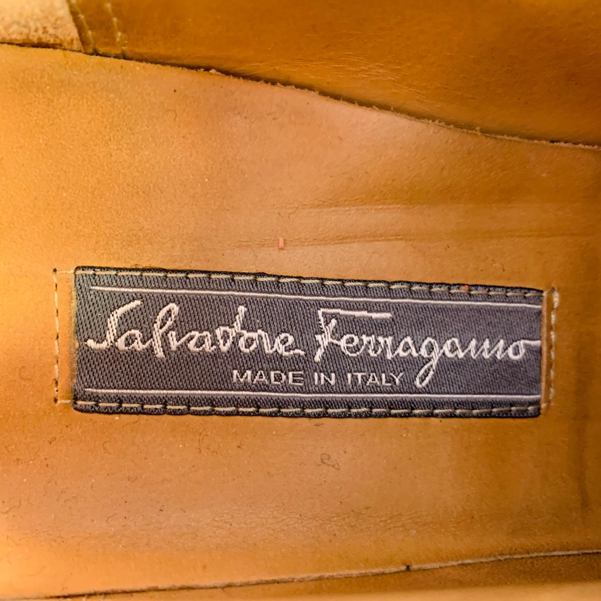 SALVATORE FERRAGAMO Size 8.5 Black Leather Perforated Lace-Up Shoes For Sale 3