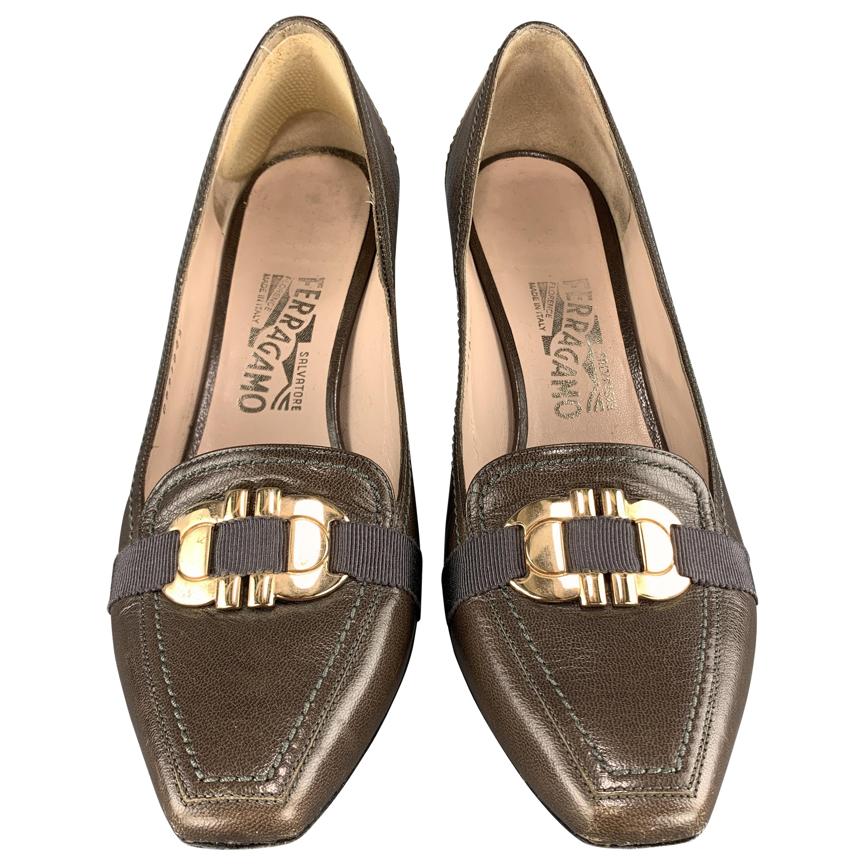 SALVATORE FERRAGAMO Size 8.5 Taupe Leather Gold Tone Gancini Loafer Pumps