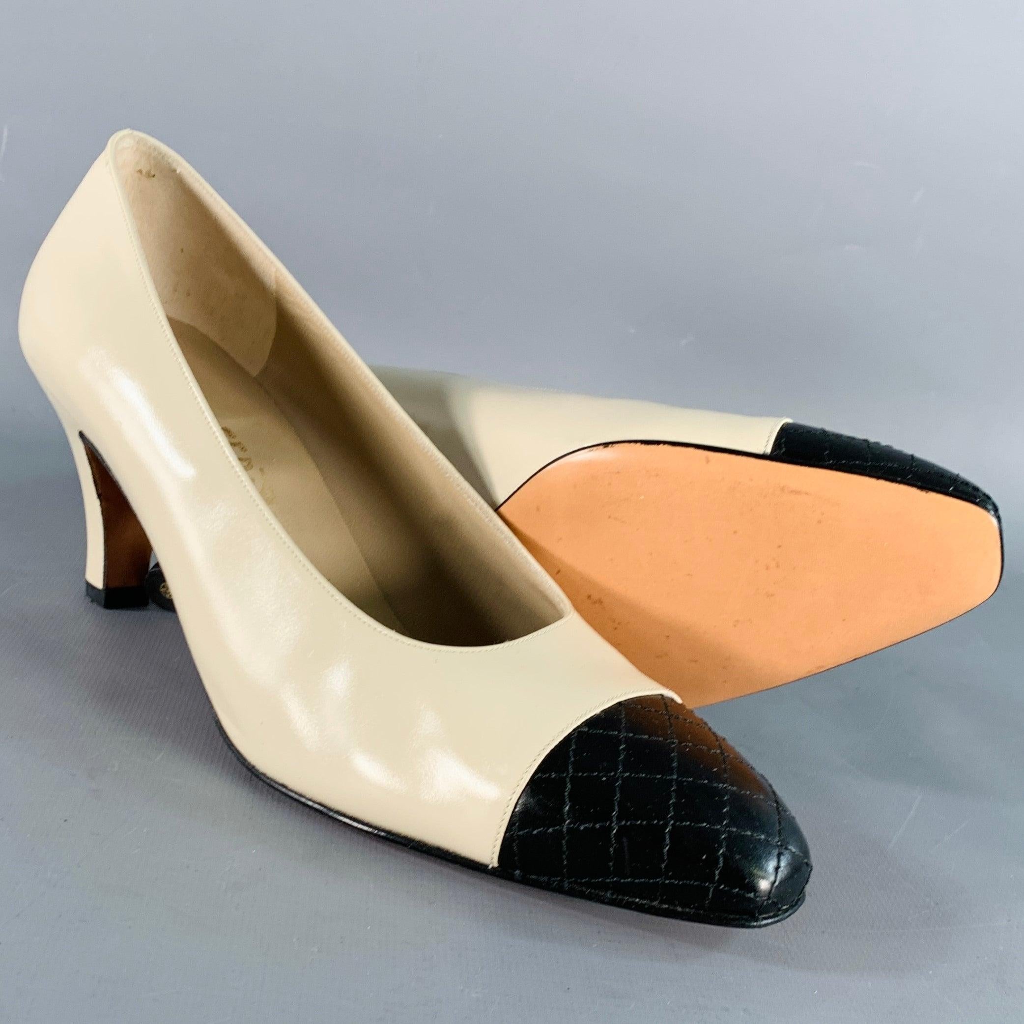 SALVATORE FERRAGAMO Size 9 Beige Black Leather Quilted Cap Toe Pumps For Sale 1