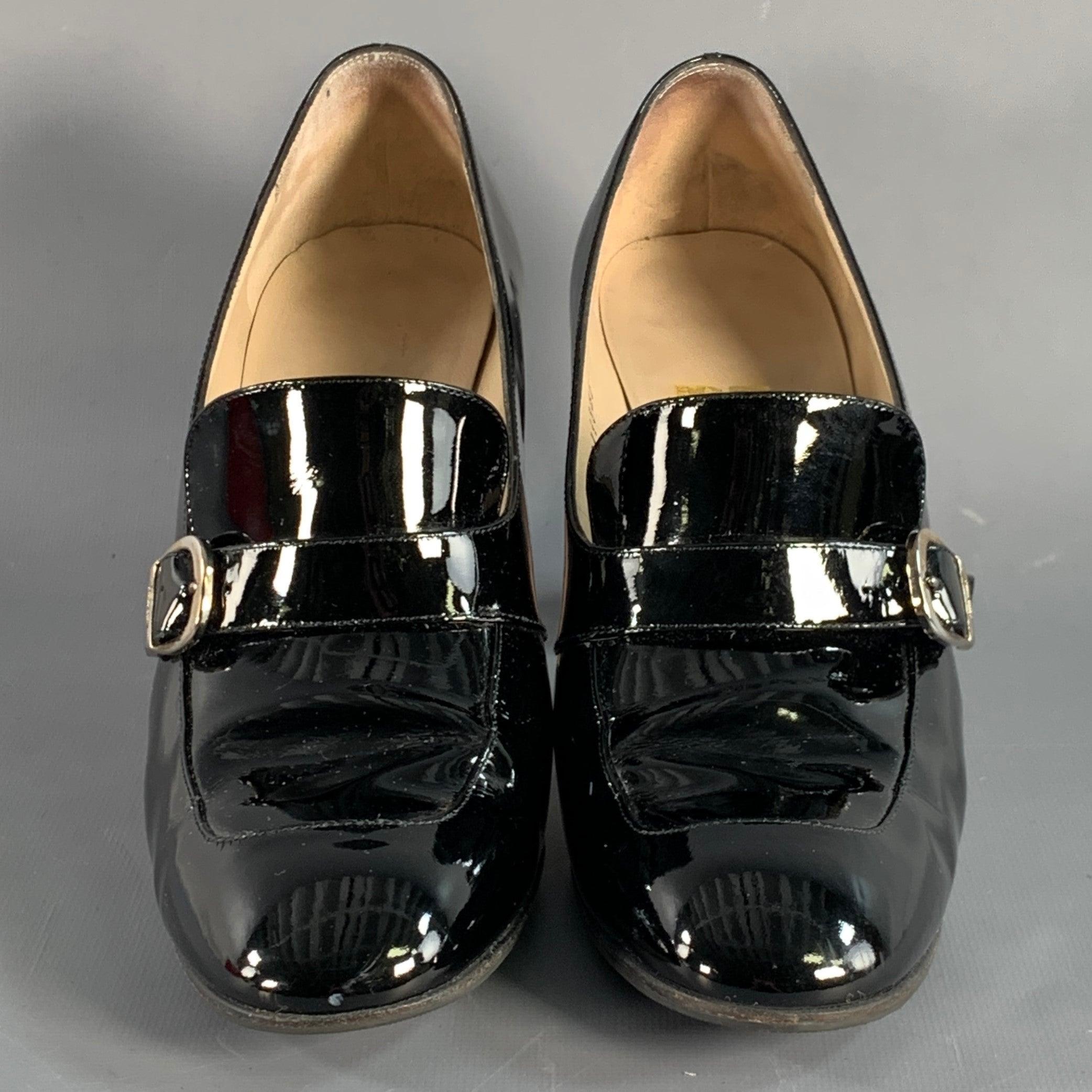 Women's SALVATORE FERRAGAMO Size 9 Black Patent Leather Chunky heel Pumps For Sale