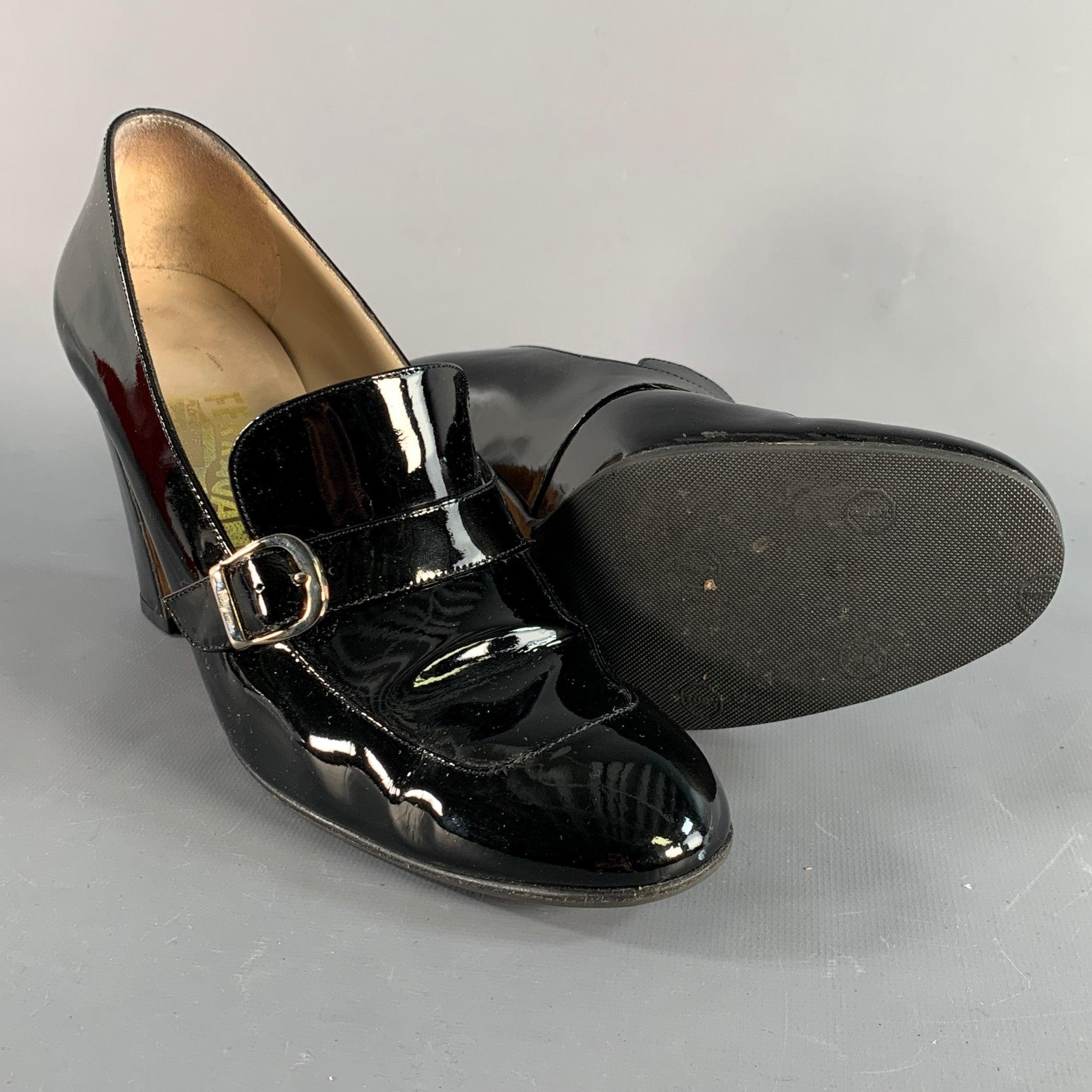 SALVATORE FERRAGAMO Size 9 Black Patent Leather Chunky heel Pumps For Sale 1