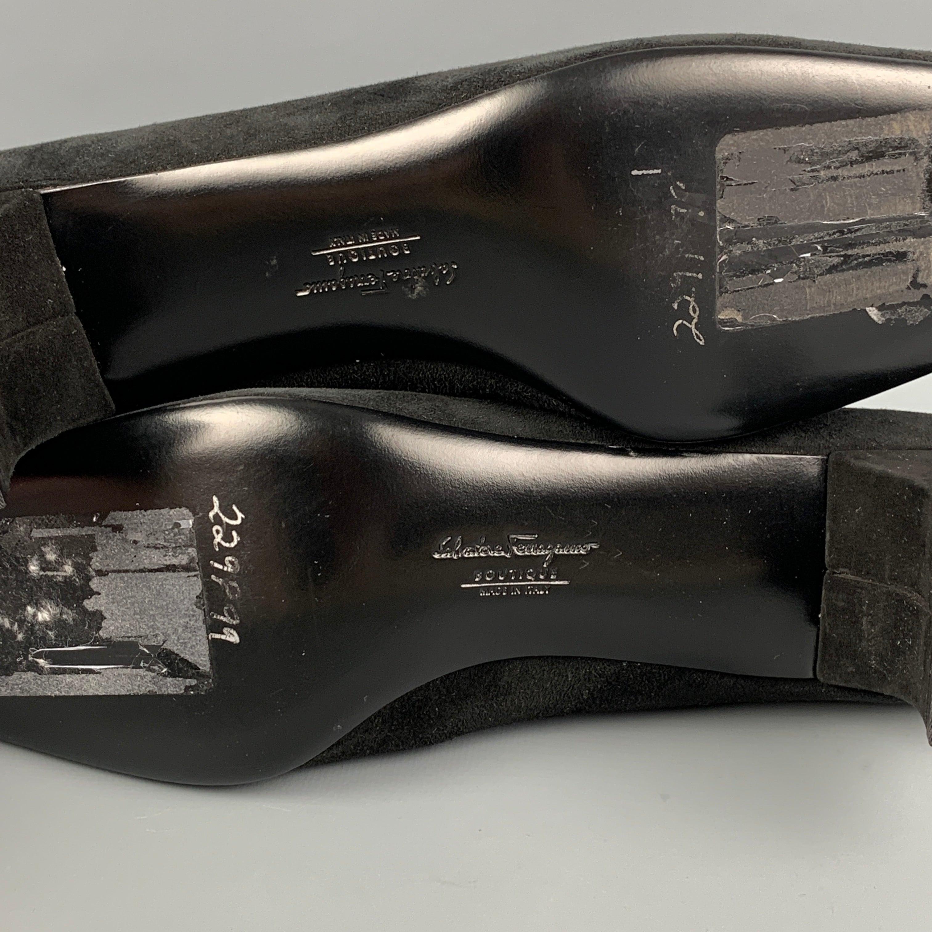SALVATORE FERRAGAMO Size 9 Black Suede Tassels Pumps For Sale 3