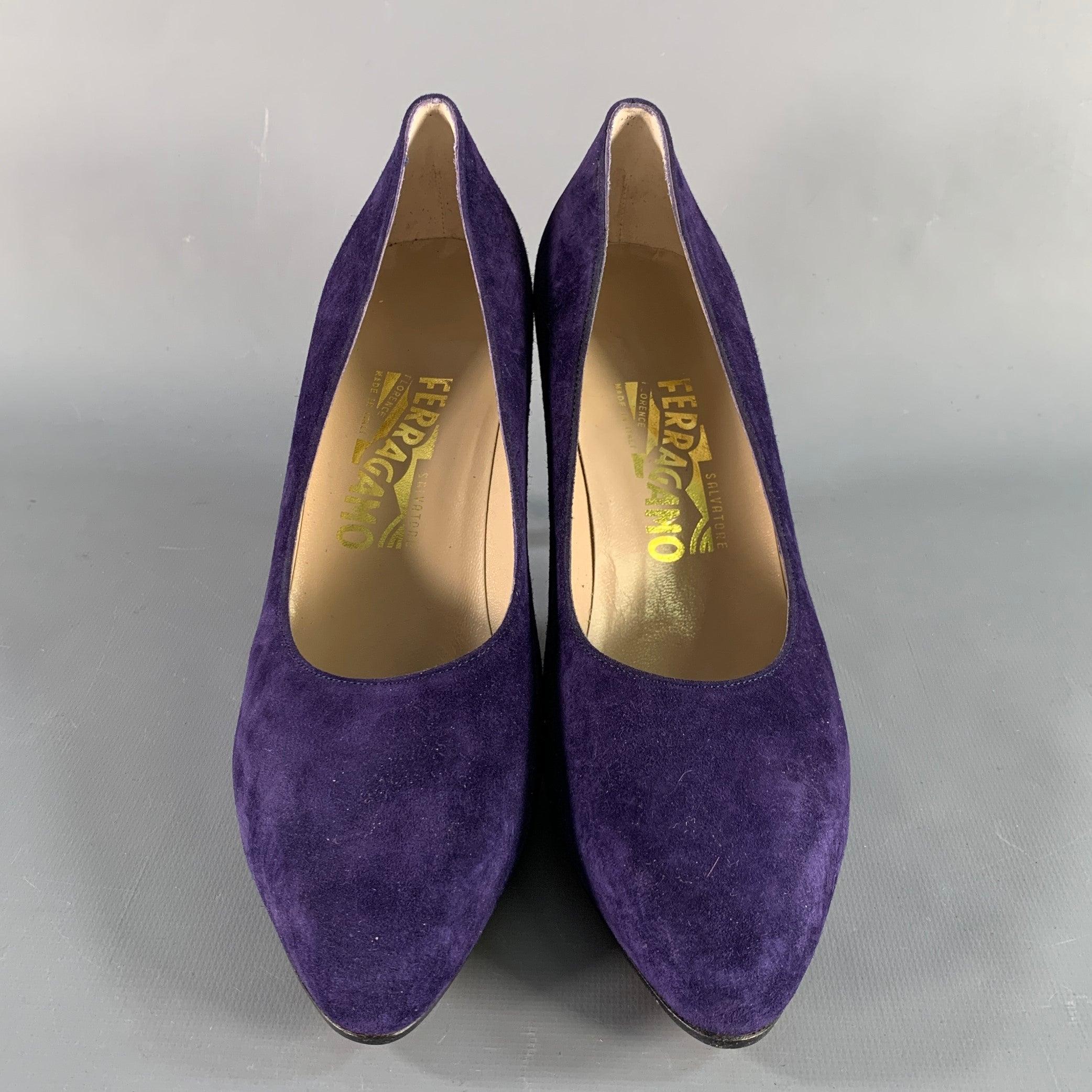 Women's SALVATORE FERRAGAMO Size 9 Purple Suede Pumps For Sale
