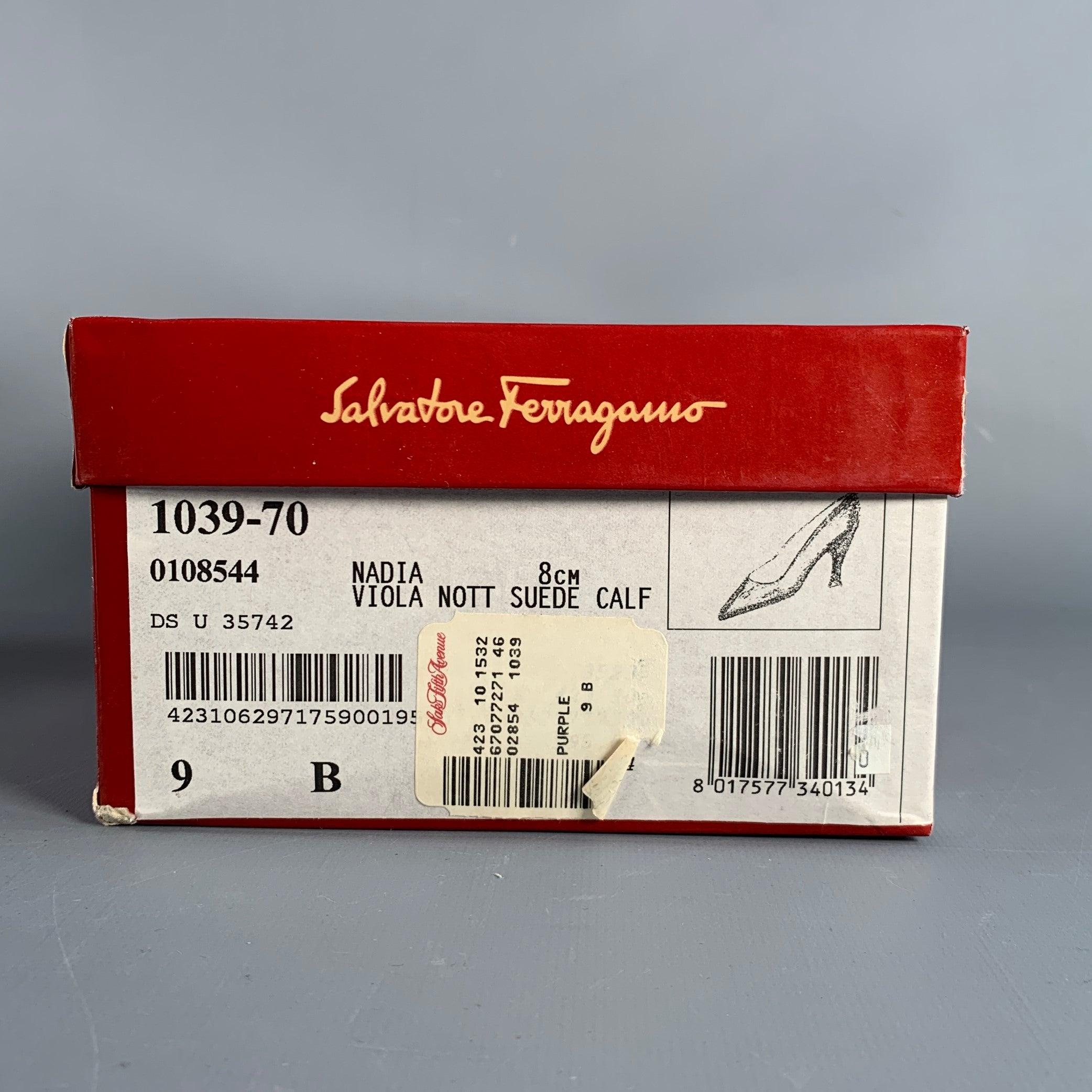 SALVATORE FERRAGAMO Size 9 Purple Suede Pumps For Sale 5